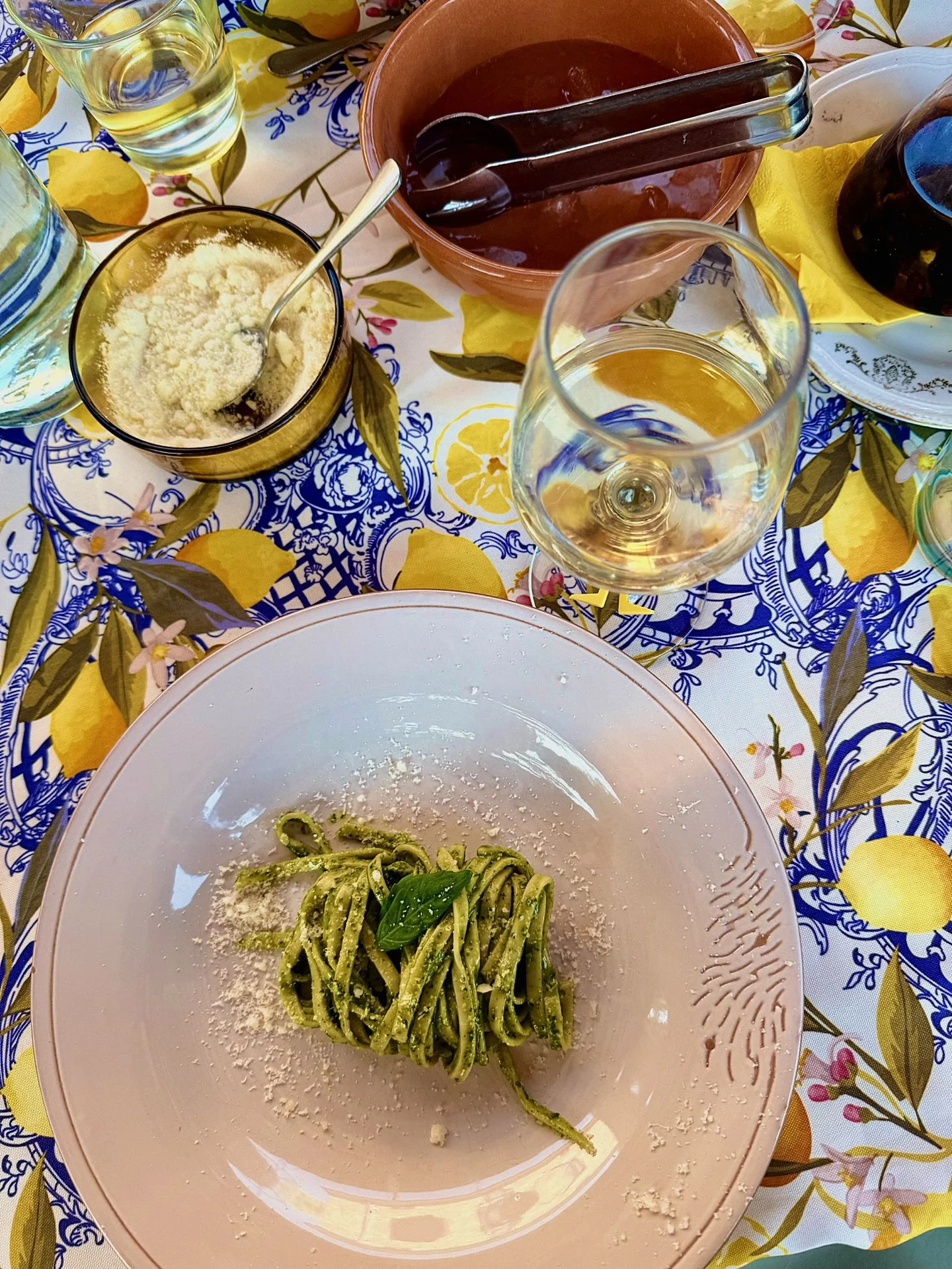 Cucina queens in our Tuscan era 🇮🇹A Hen&rsquo;s Day with my favourite women. Thanks to Mum &amp; my sisters for organising the ultimate pre-wedding carb load.

Handmade everything in @cristianacookingclass Tuscan farmhouse: bruschetta, hand rolled 
