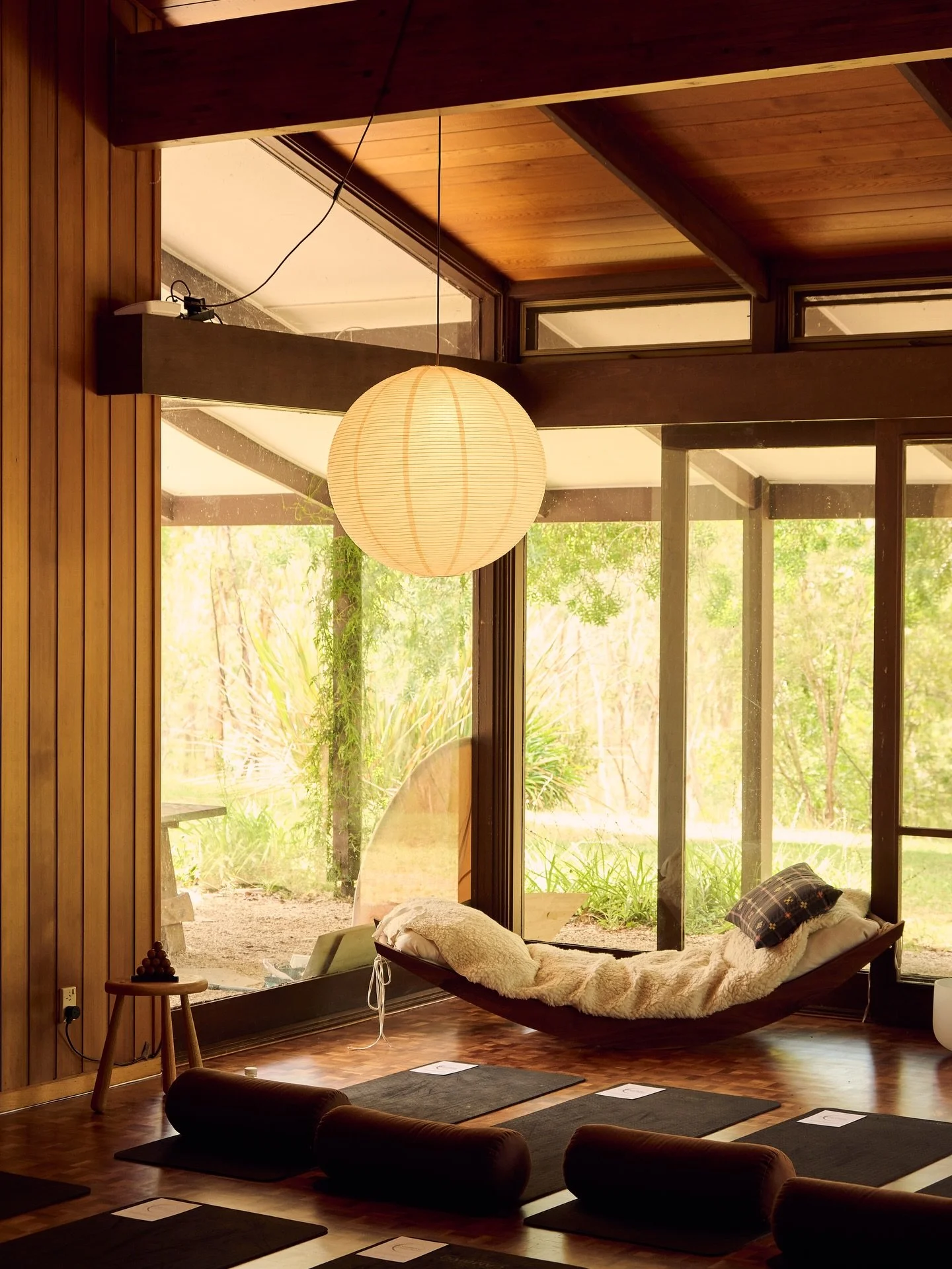 POV: Self Nourishment Sundays ✨

A room full of people who probably had 47 other things they could&rsquo;ve been doing&hellip; but chose to come lie on a yoga mat, journal about their feelings and listen to sound bowls instead.

Last weekends Self No