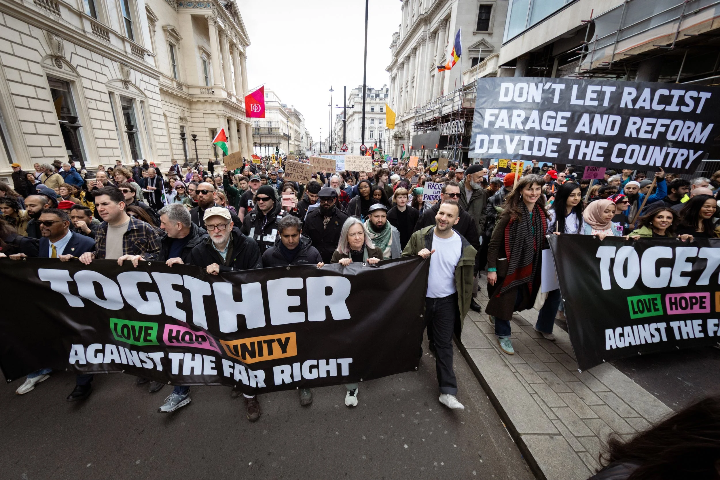 Jeremy Corbyn and Zach Polanski lead hundreds of thousands of people through the city.