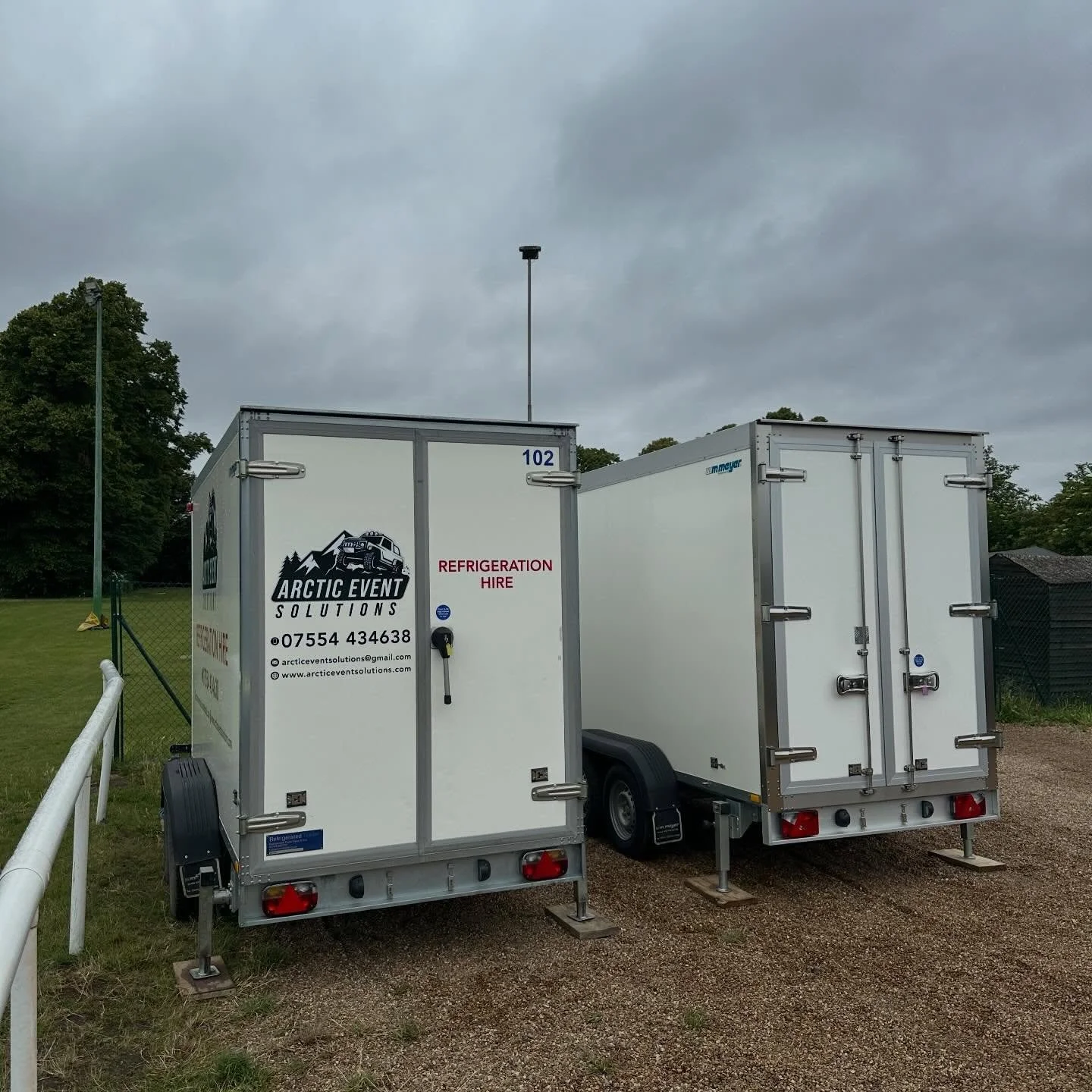 Complete fridge and freezer set up for @the_tacover_uk at Richmond Rugby Club this weekend

We have 3 chiller trailers and 1 freezer trailer onsite to help with their legendary burger festival 🍔🤤 

Get in touch for a free quote 📞 📧