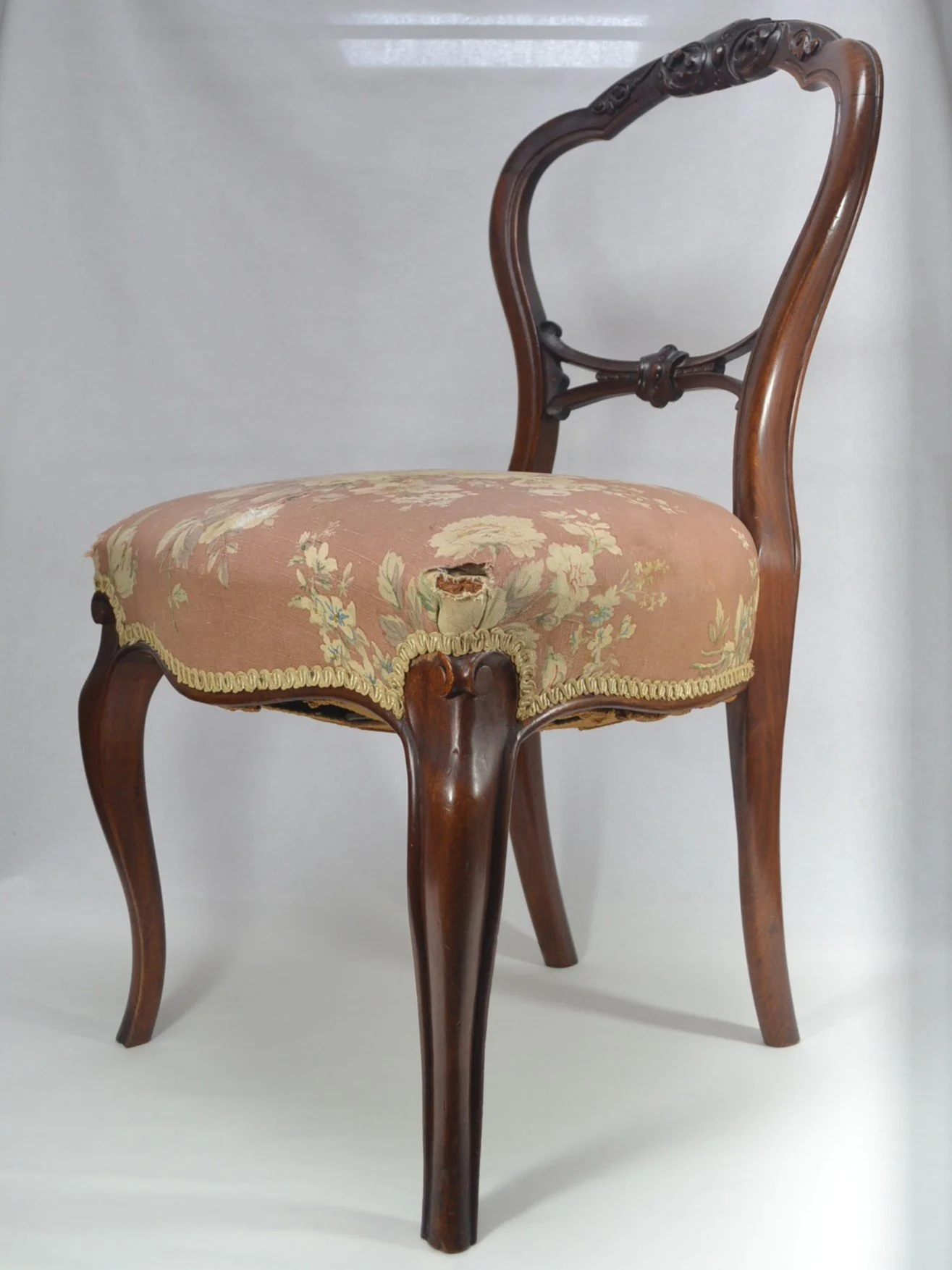 The Private Collection and the Virtual Museum