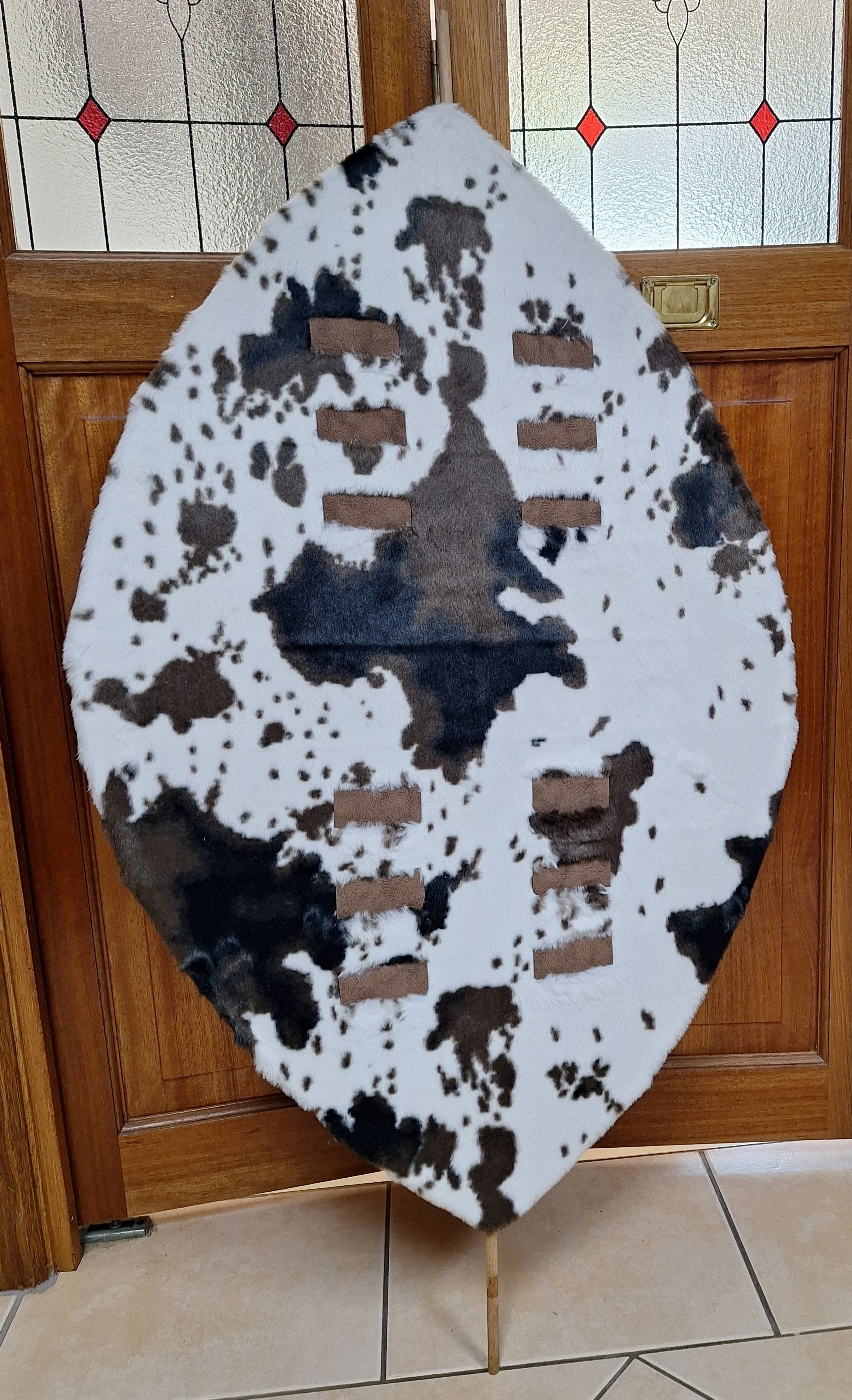 Making a replica Zulu isihlangu shield