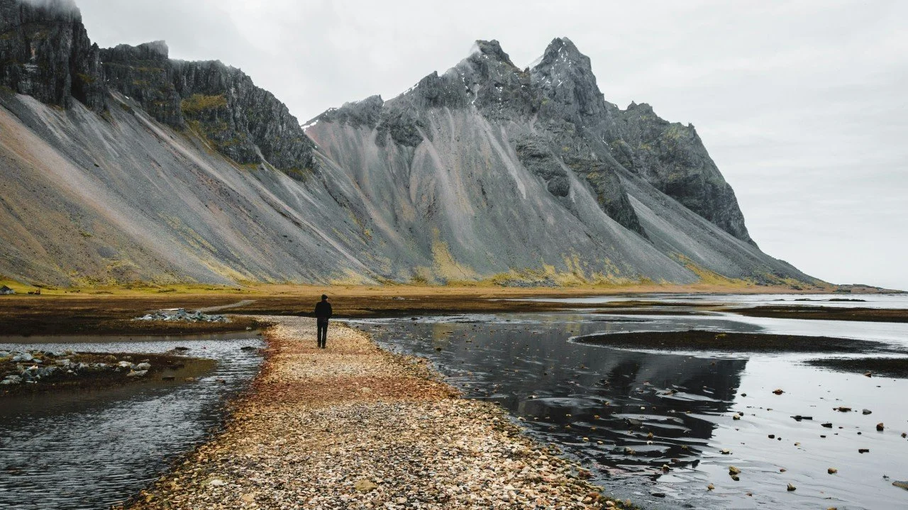 The happiness of the unhappy paths