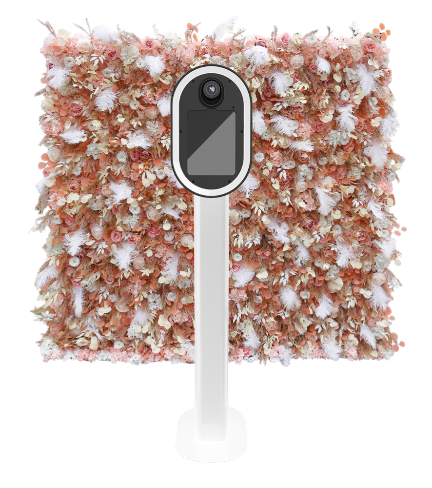 Chic Photo Booth Backdrop Ideas for SoCal Quinceañeras