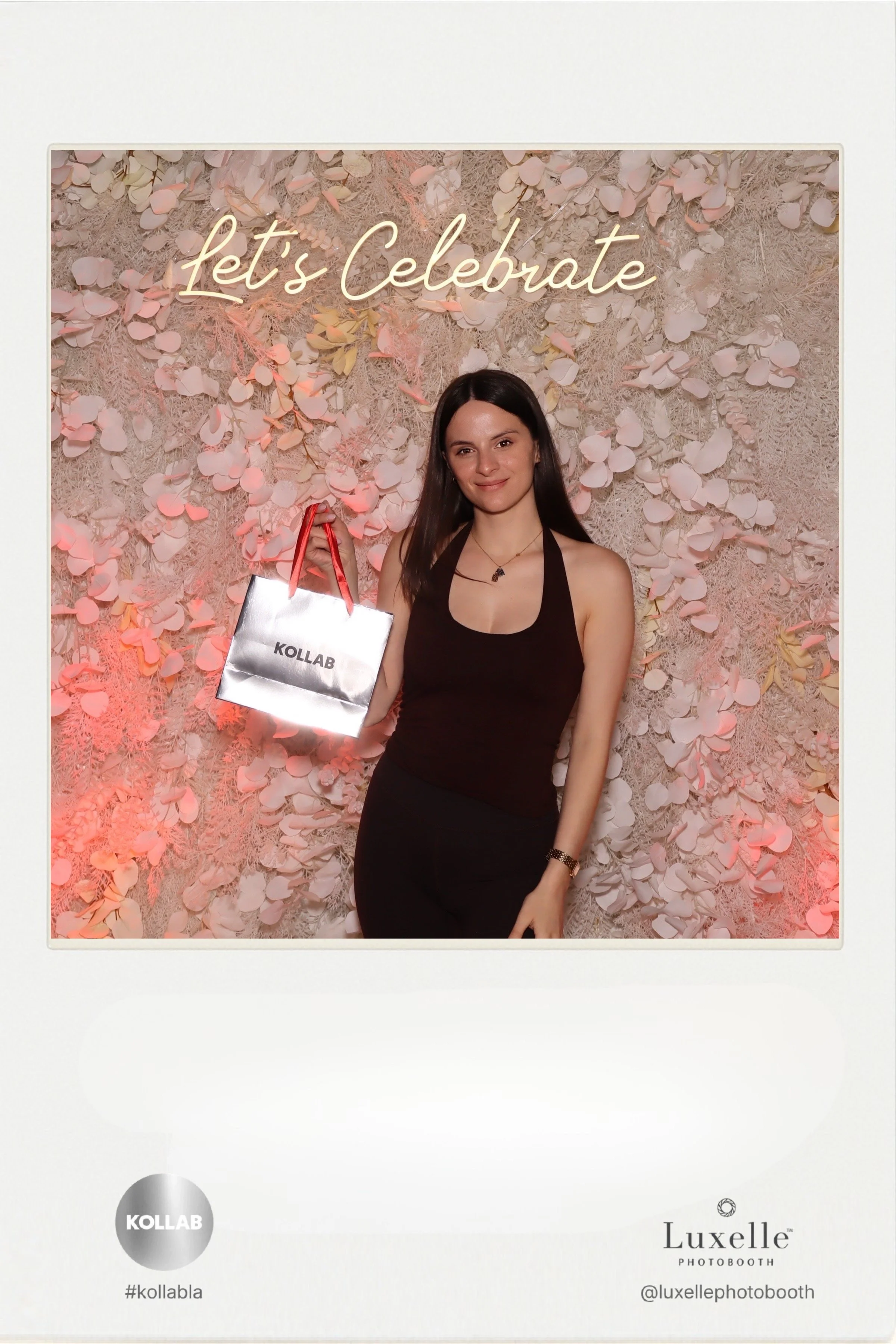 Guests using the Luxelle photo booth at the Kollab LA slumber bash event
