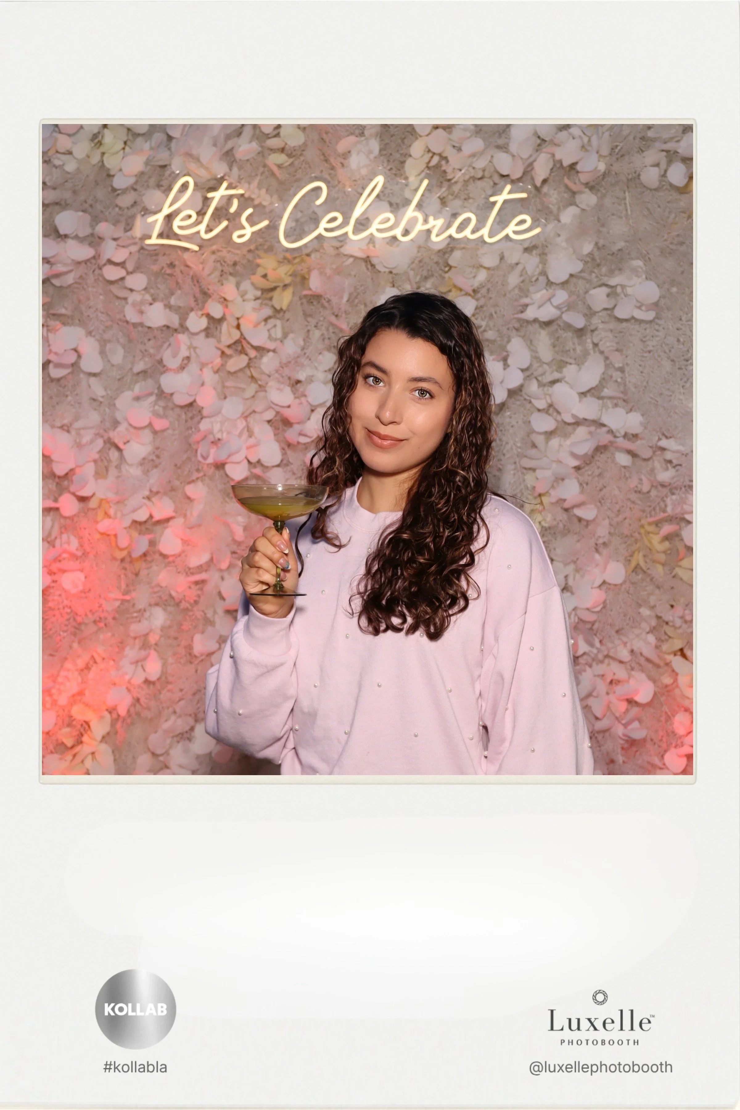 Guests using the Luxelle photo booth at the Kollab LA slumber bash event