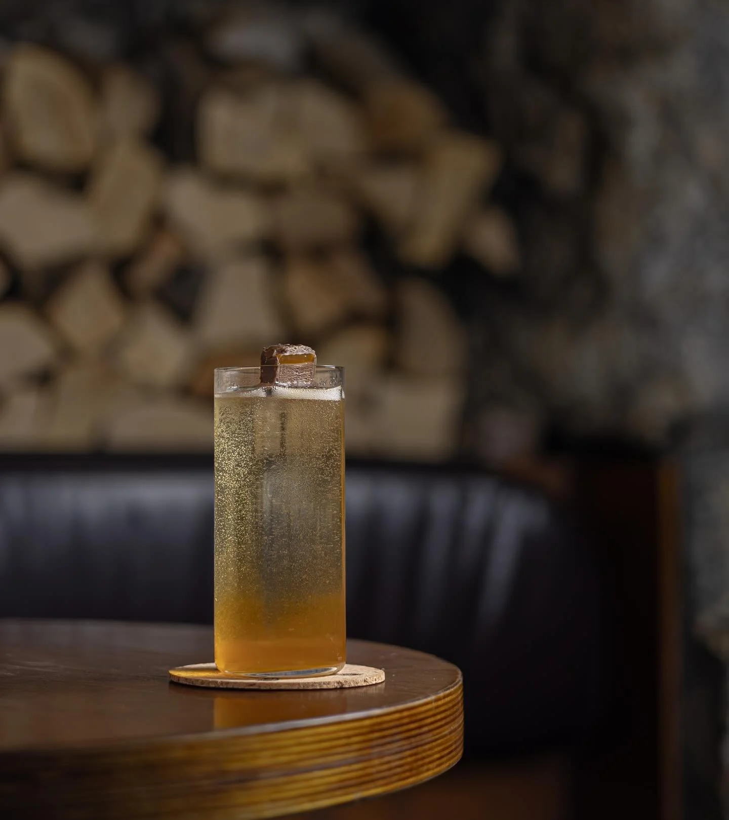 Who puts Mars Bars not only on a drink, but in a drink?! 

@sipshappens does! That&rsquo;s who! 

@hideout_bath @jamesonuk #dontmissthedeadline #cocktailcompetition