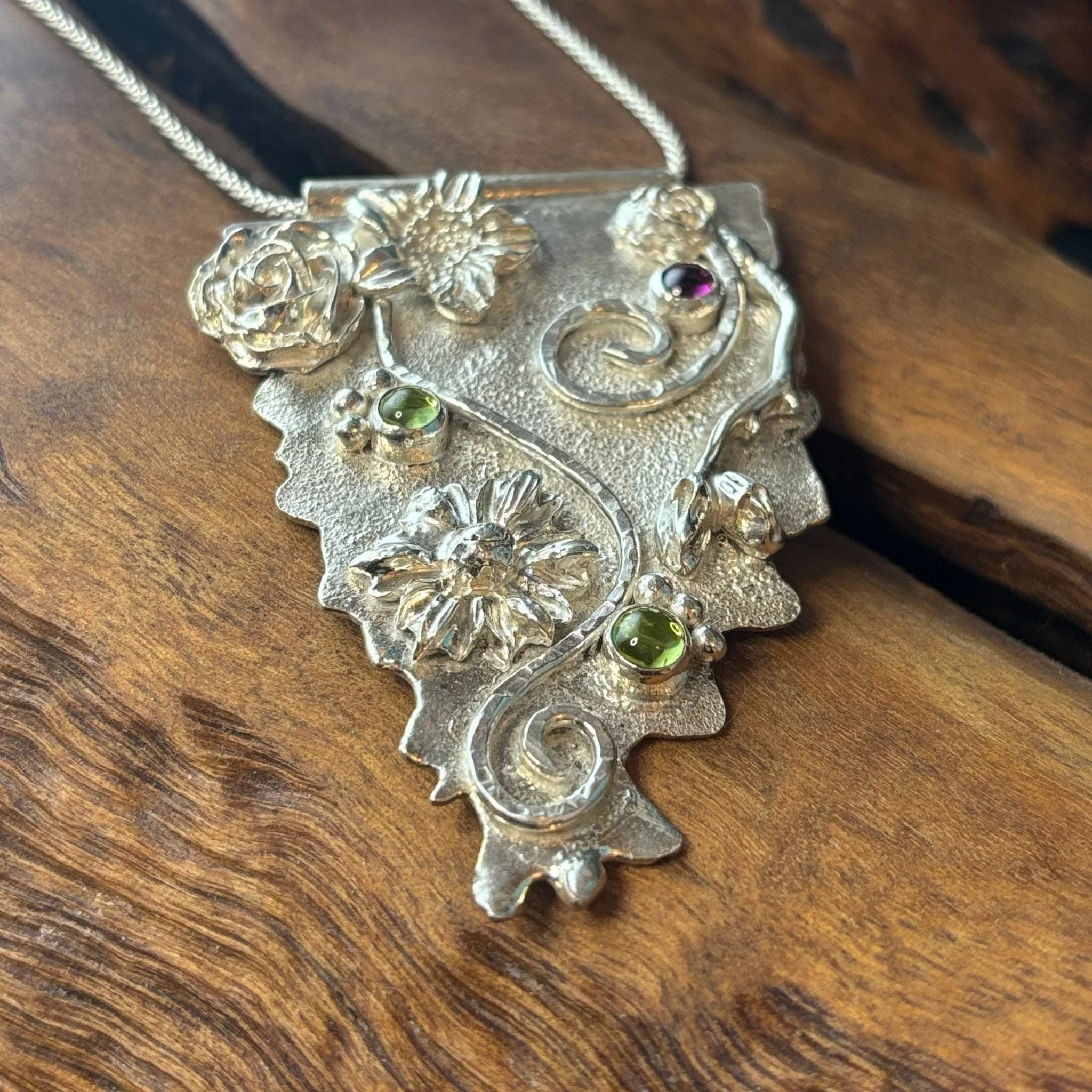 Botanical Country Garden Neclace with Garnet & Peridots