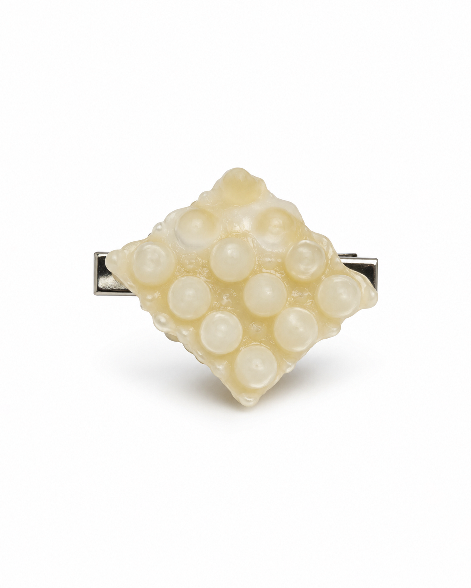 LATEX EGGS TRAY HAIR CLIP