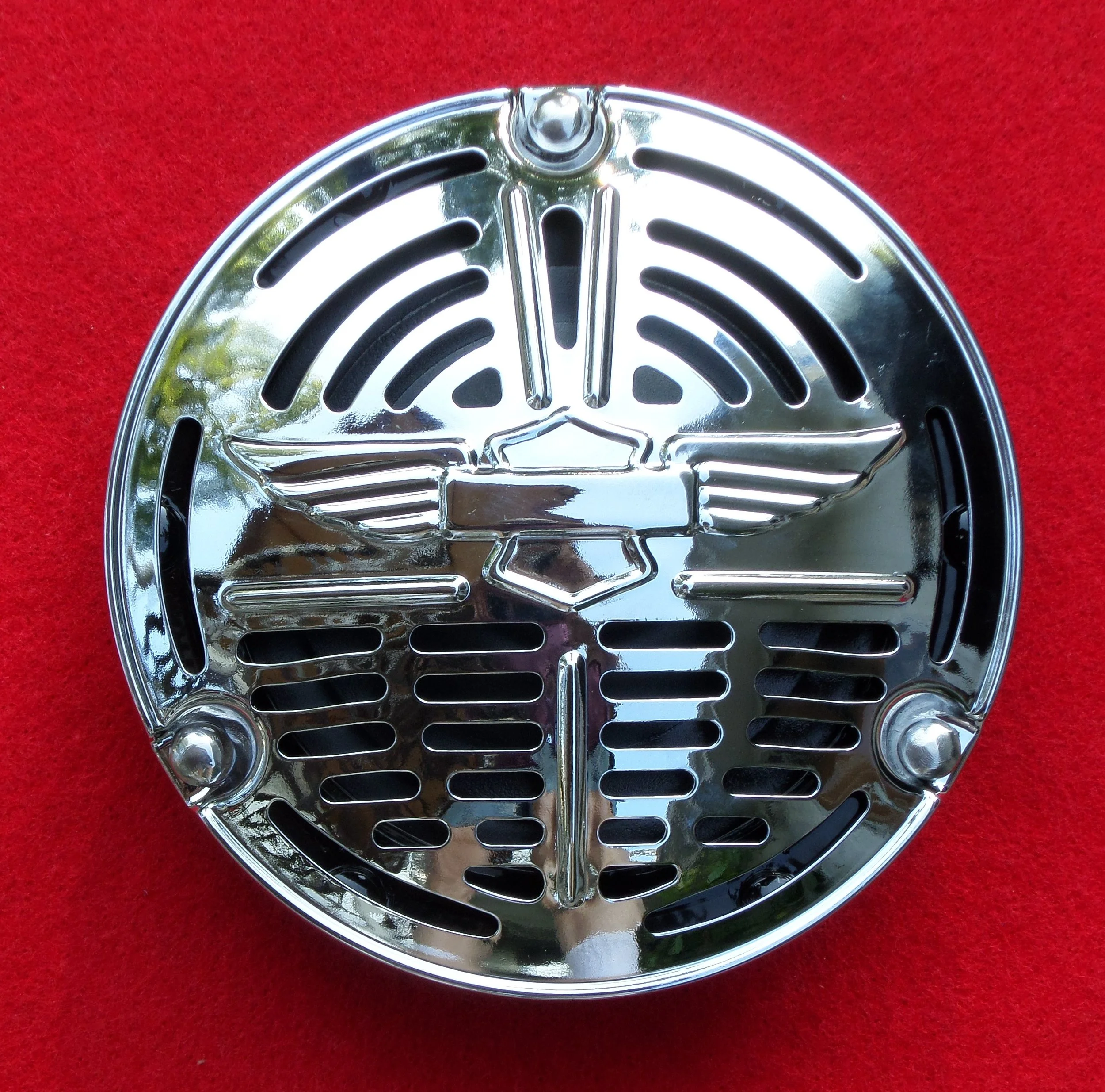 9-Bolt Bar and Shield