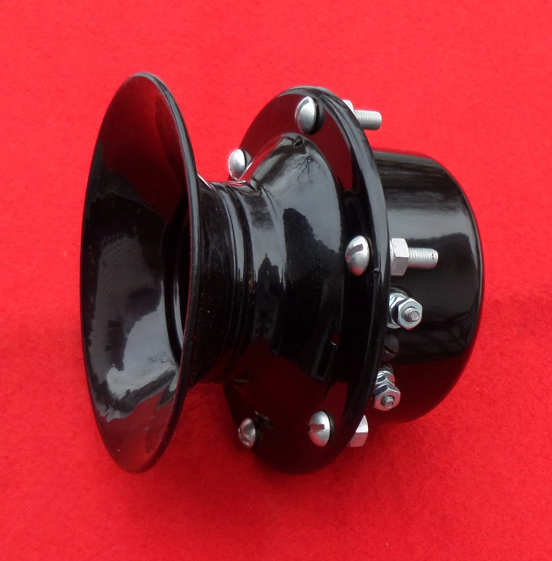 Klaxon-11 "Look-a-Like"