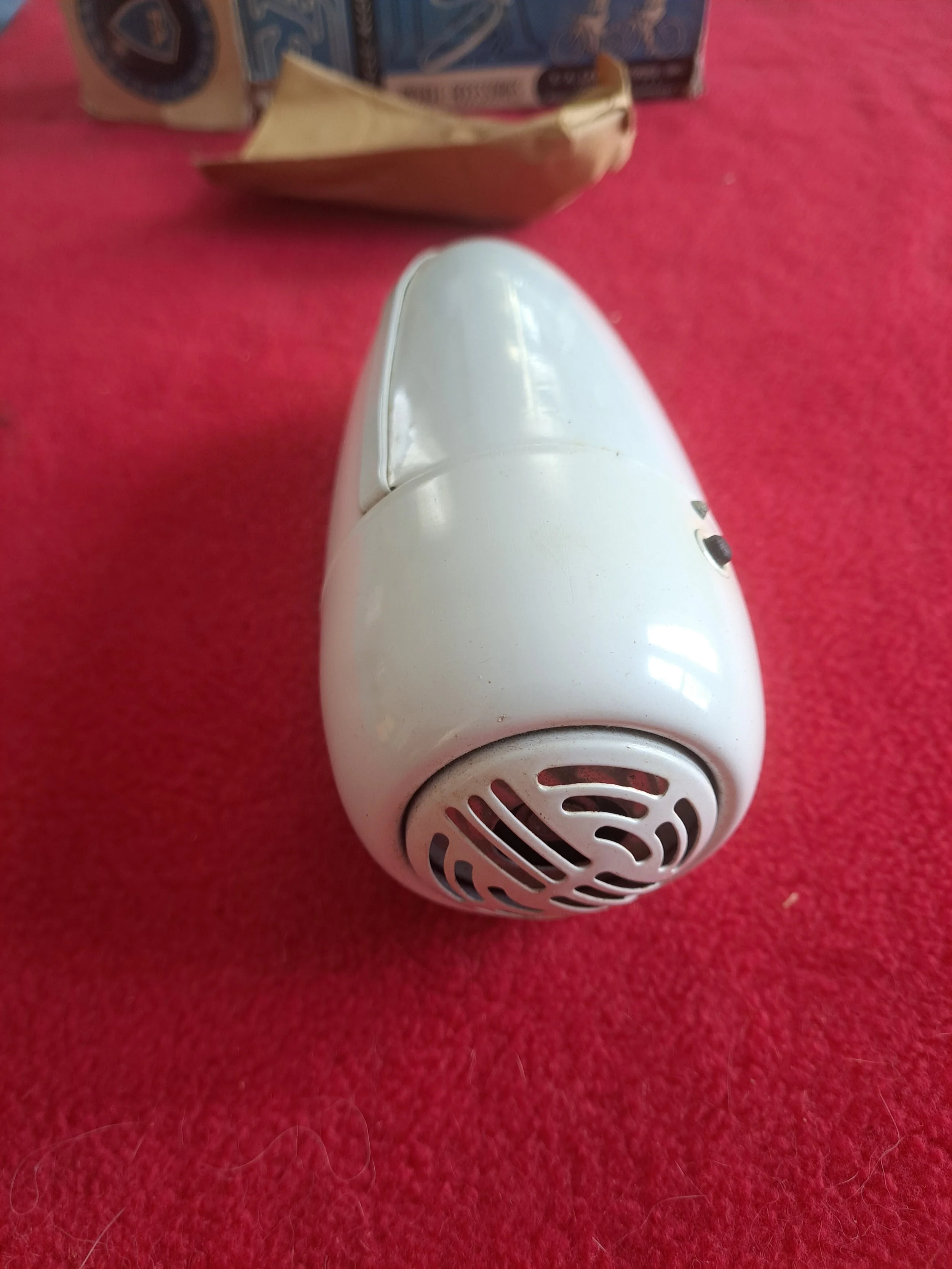 E.A. Streamlined Bicycle Horn