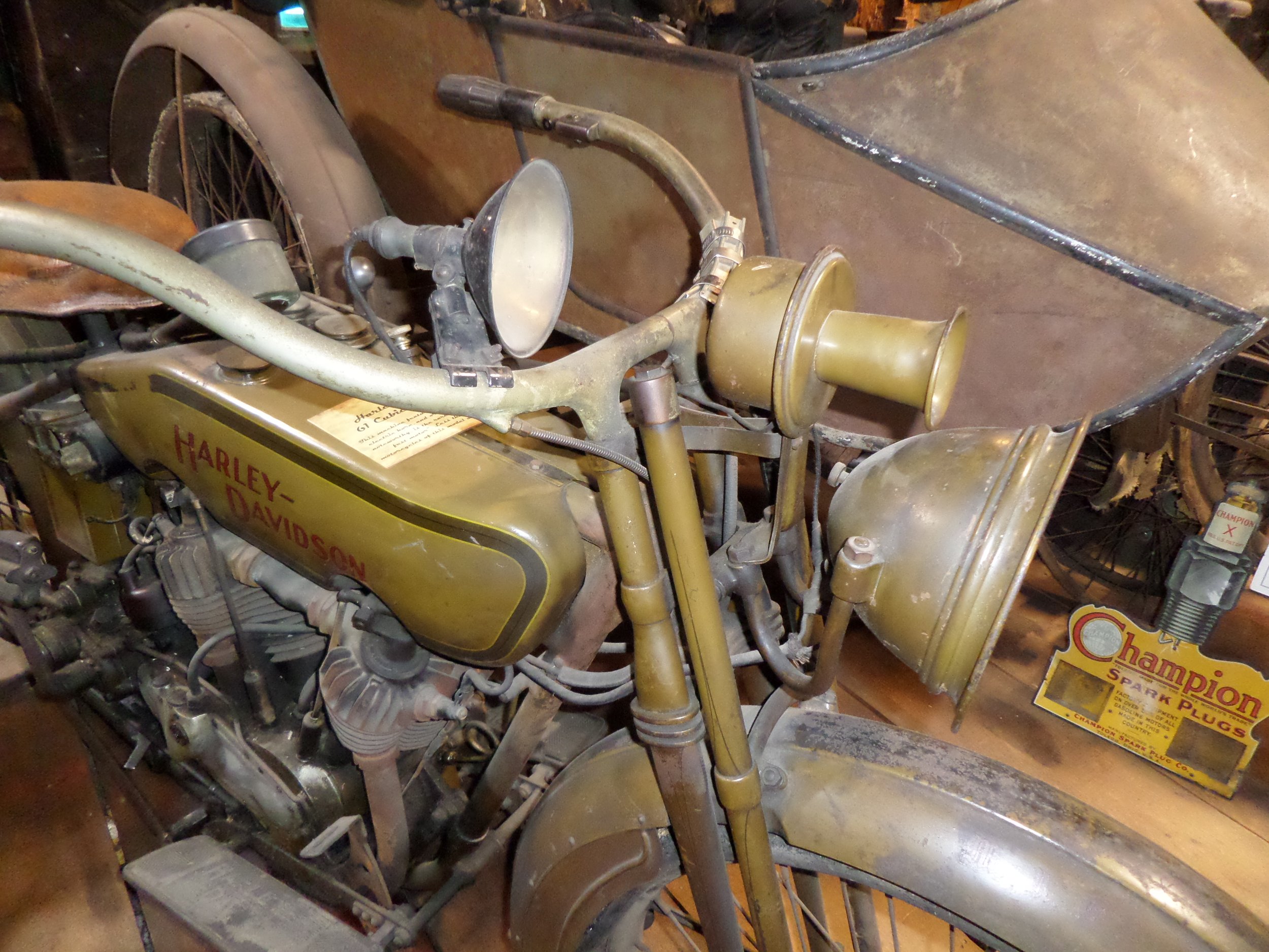 Harley with Adams-Bagnall horn.