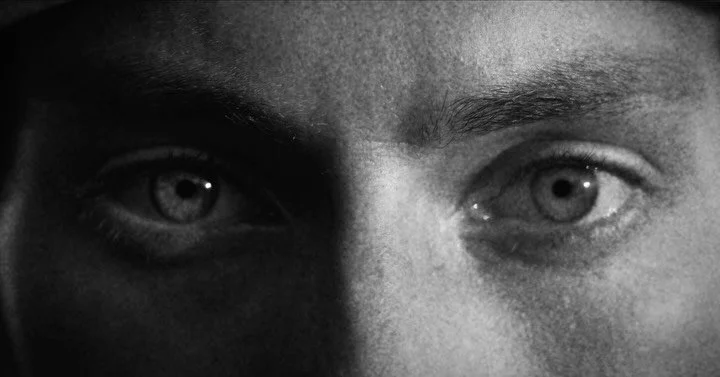 PARTIE 2 : quelques images du tournage triathlon 🎥

Athl&egrave;te : @victormignard 
V&ecirc;tements / &Eacute;quipements : @ekoicycling 

#triathlon #filmmaking #sport #running #cycling #swimming #documentary