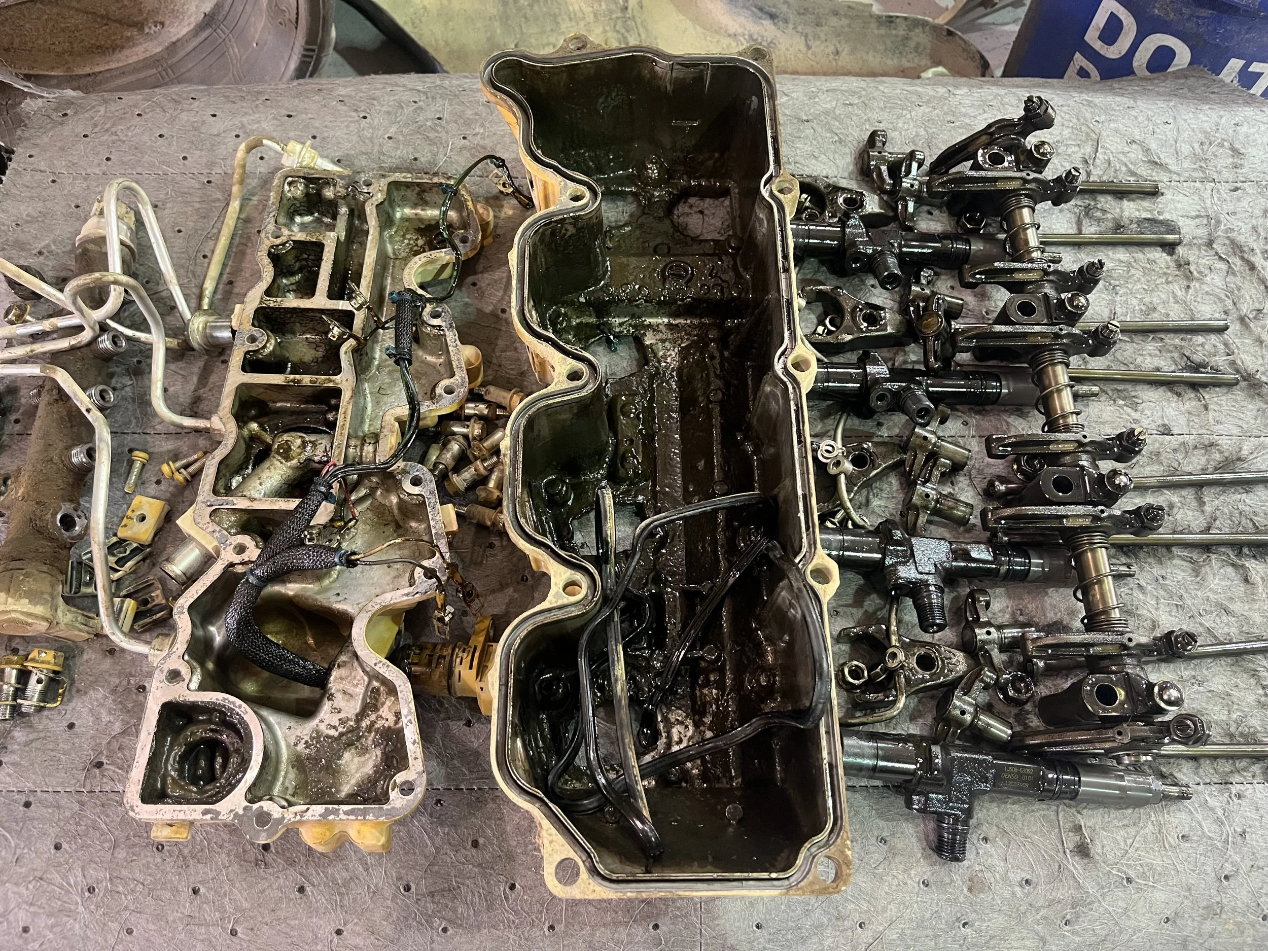 Cat 299 Skidsteer was ingesting coolant through egr cooler