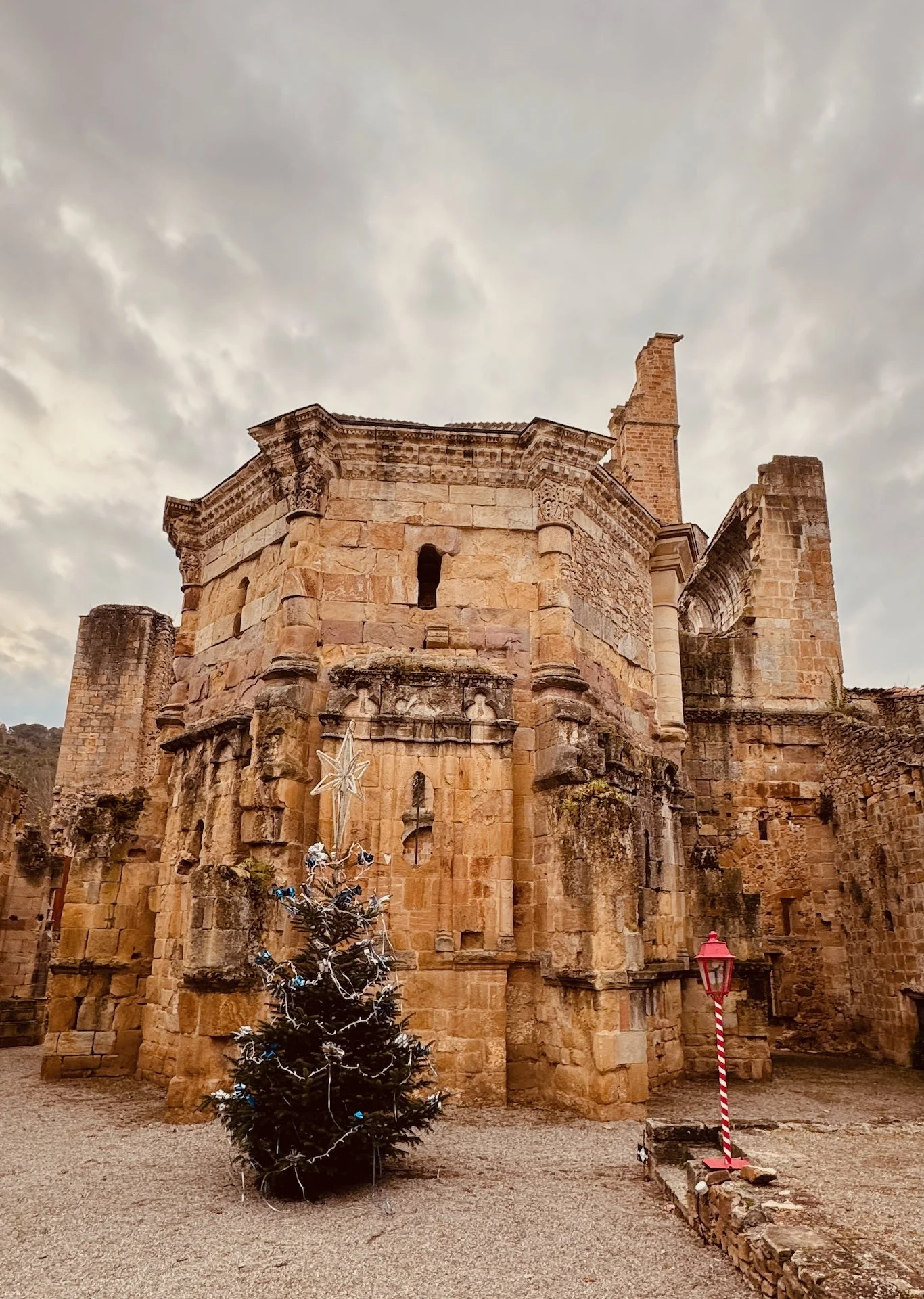 Abbaye abby south of France
