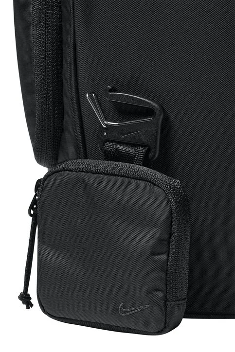 624Wx724H-66873-Black-7-NKFZ6128BlackBagDetail1.jpg