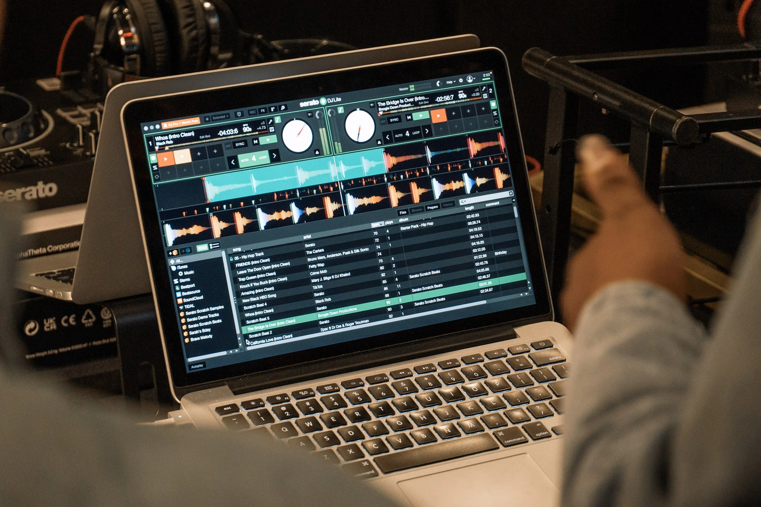 Weekday & Sunday Mixtape Sessions