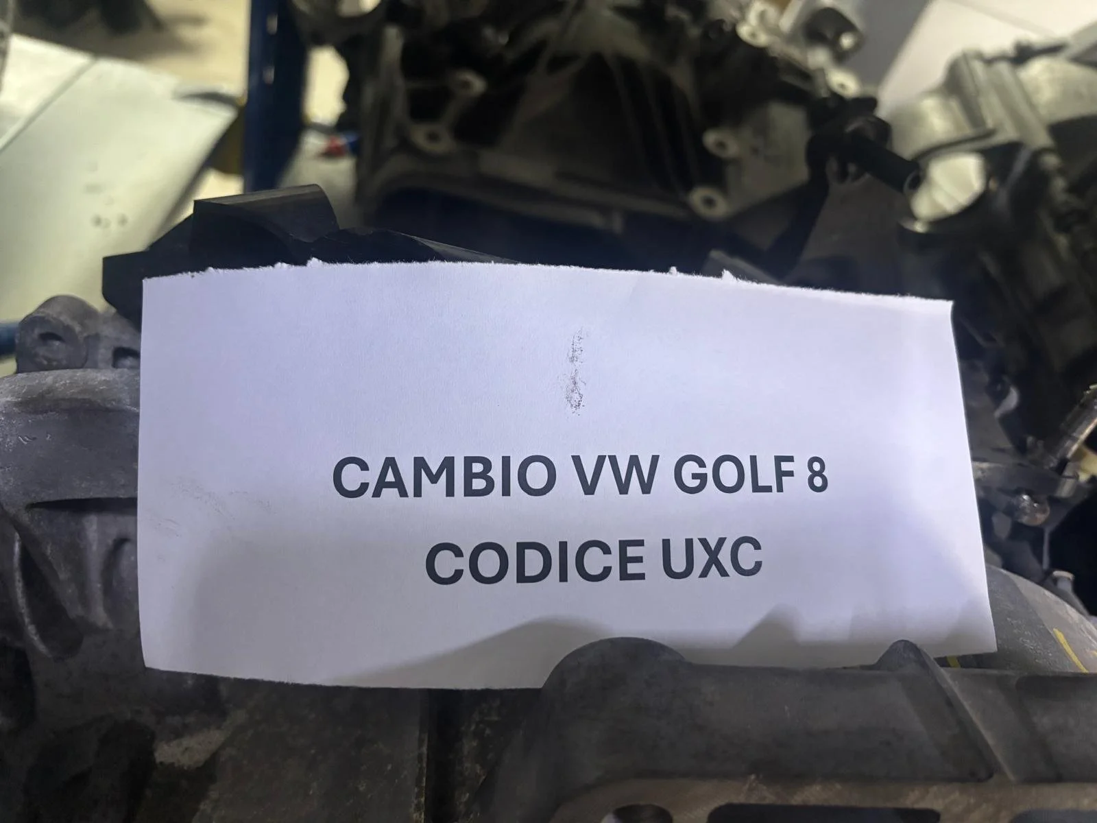 Cambio VW GOLF 8 UXC. Revisionato e pronto all'uso. Contattaci per ogni dubbio e info.