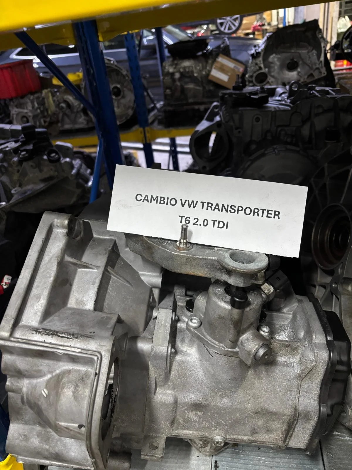 Cambio VW TRANSPORTER T6 2.0 TDI. Revisionato e pronto all'uso. Contattaci per ogni dubbio e info.