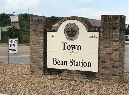 Building Custom Homes in Bean Station, Tennessee: What to Know Before You Start