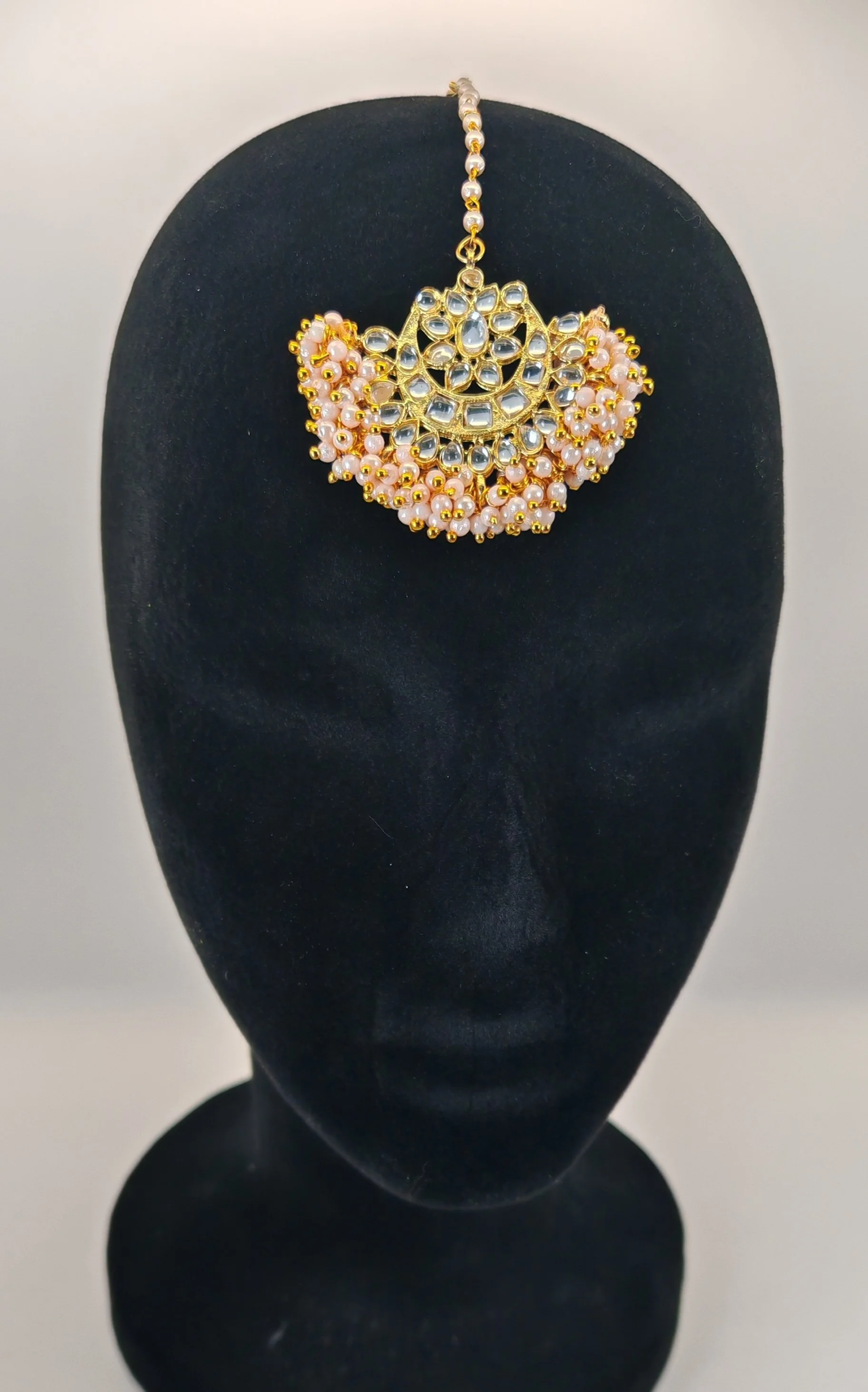 Elegant Traditional Maang Tikka with Beads and Pearls