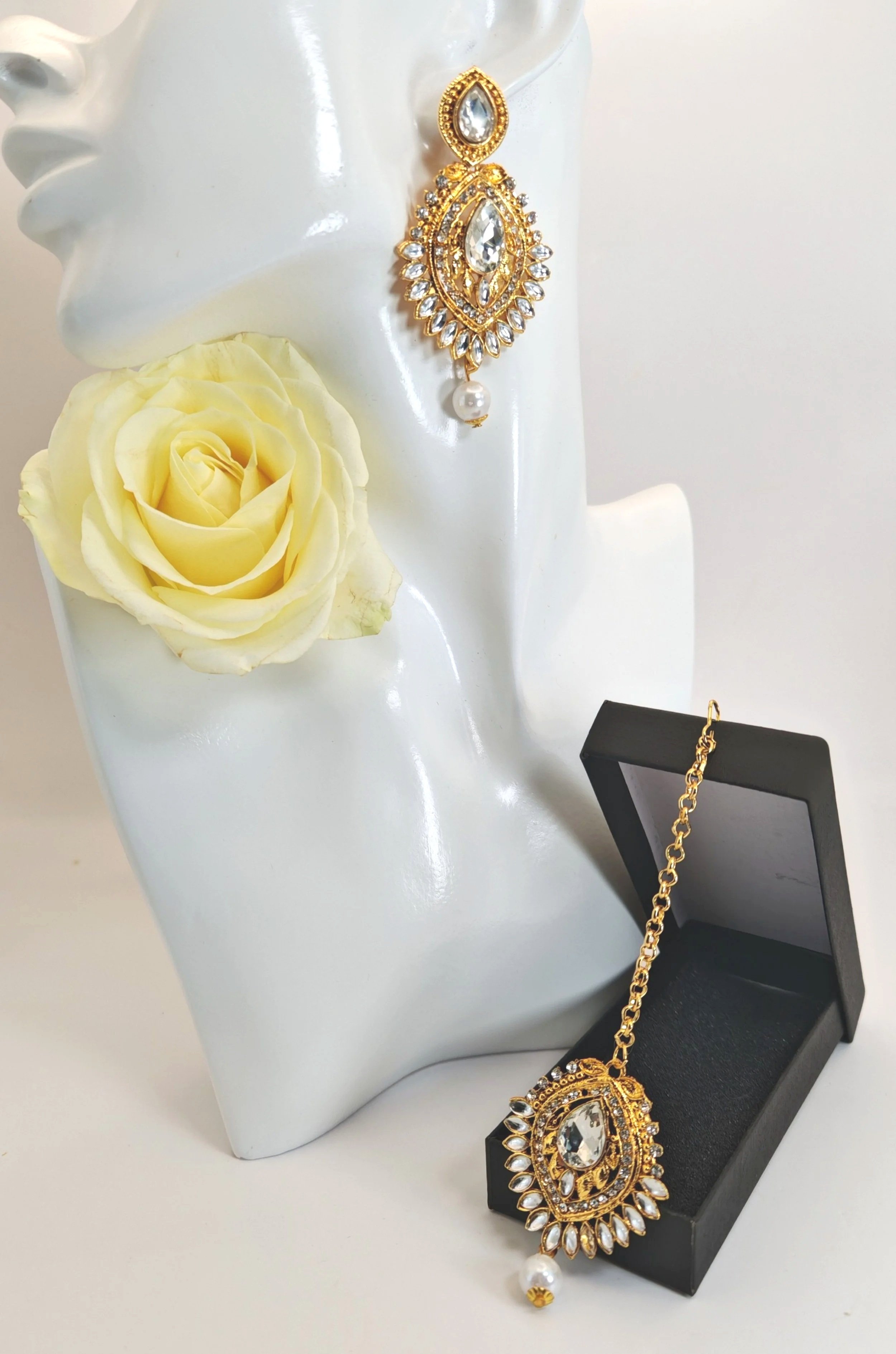 Traditional Gold Plated Gemstone Tikka Set