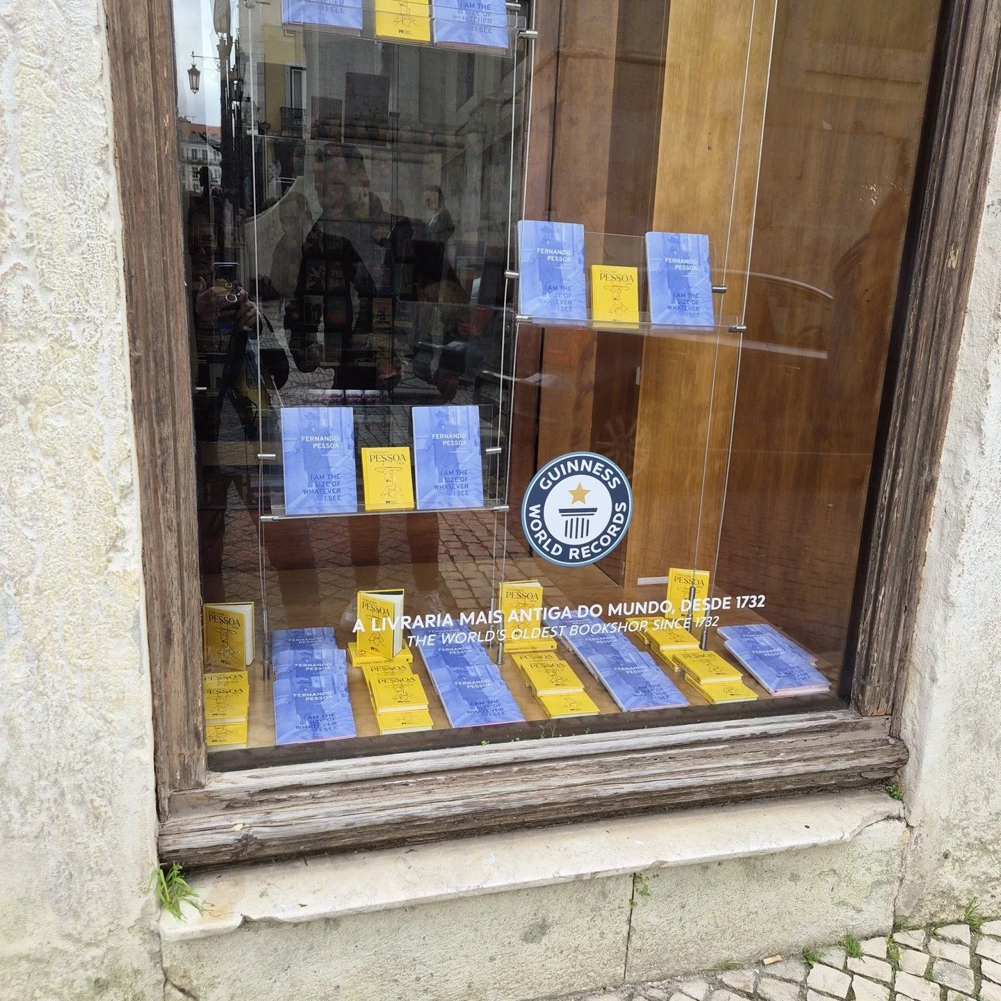 The oldest, still-operating bookshop.
