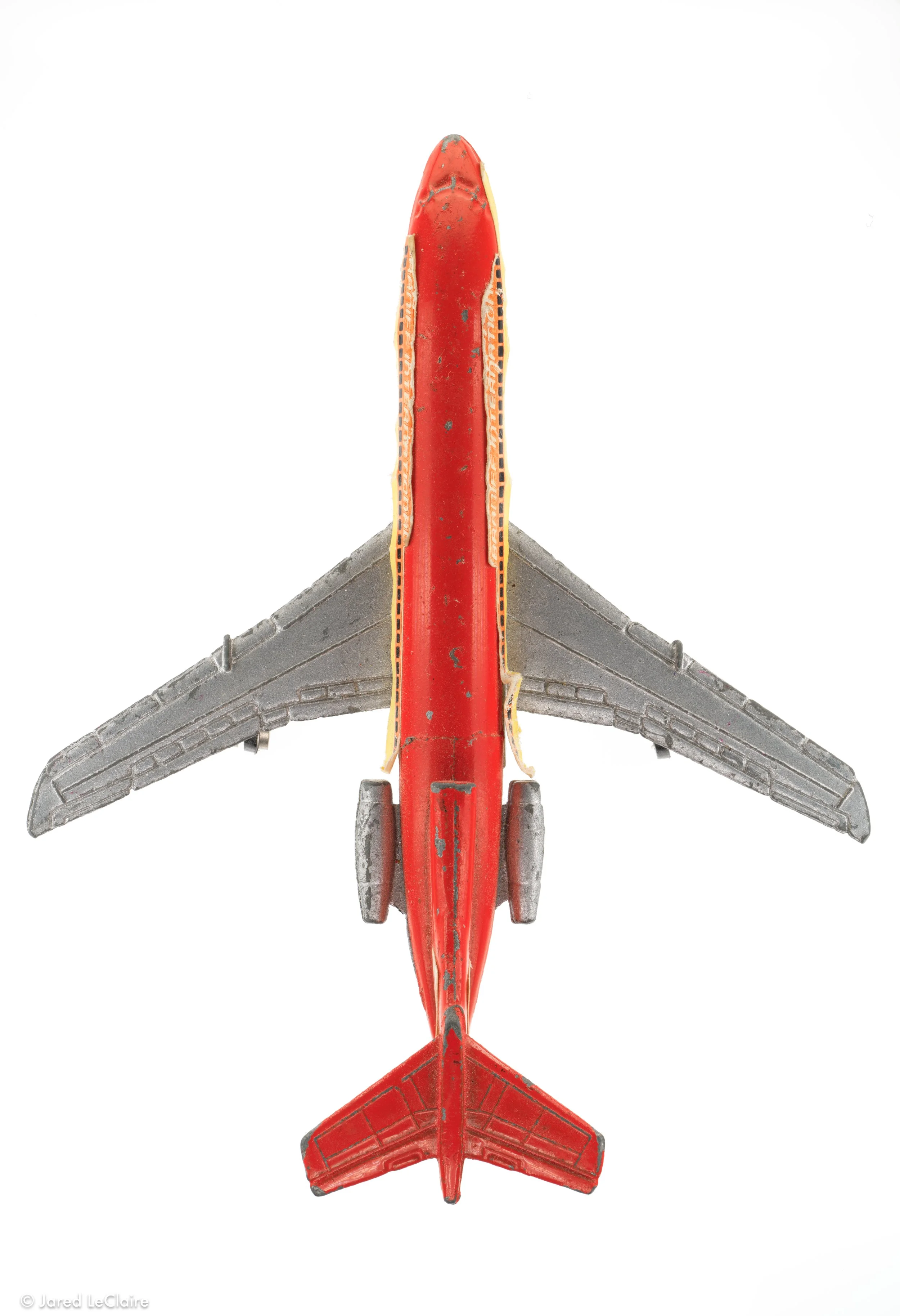 20230618_1 toy plane focus stack v01 (A,R8,S4).jpg