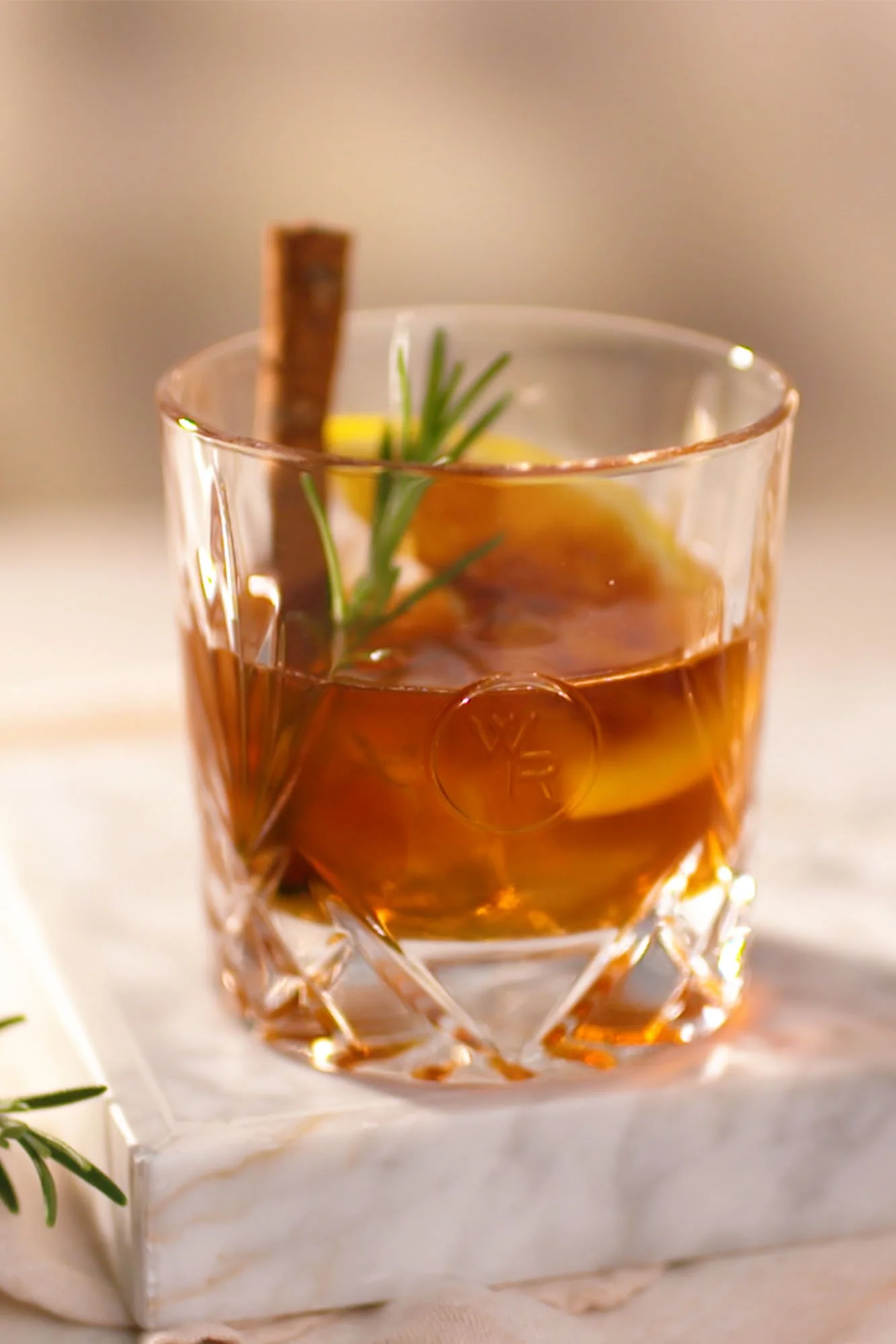 WRDO_WoodfordReserveCocktailsSocialVideos_BruleedOrangeOldFashioned_PinterestStill_Serve_JPG_2x3.jpg