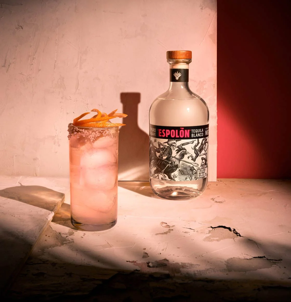 how-to-drink-espolon-paloma.webp