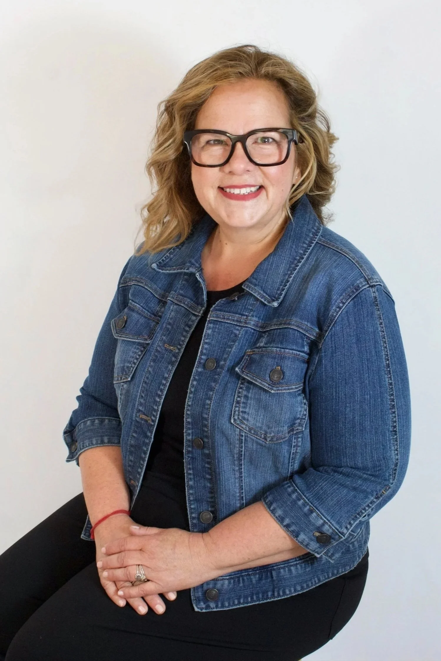Lisa English, ACC, CMM - Leadership & Executive Coach with deep expertise in Meetings, Events, Travel and Hospitality. What's your strategy for what's next?