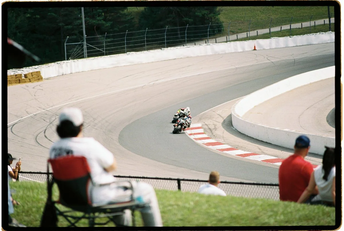 moto gp motorcycle race film crowd
