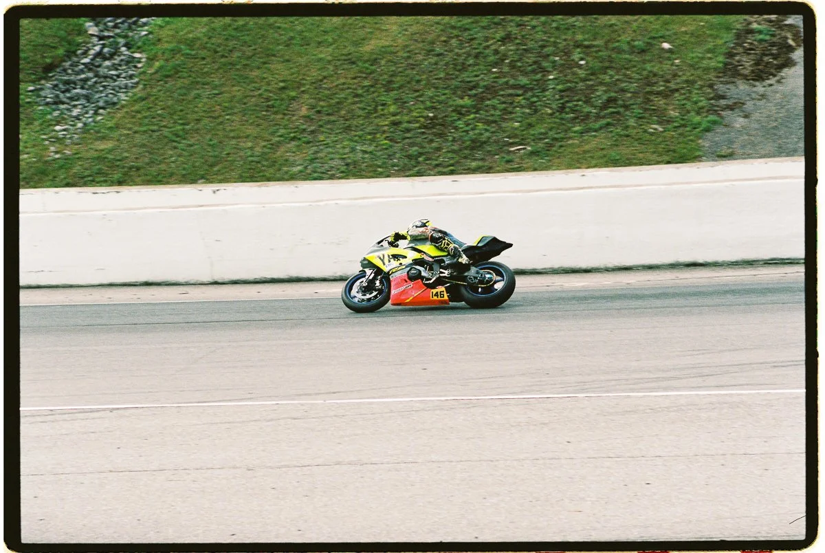 moto gp race motorcycle racer track day yamaha honda aprilia motorcycle race film mosport
