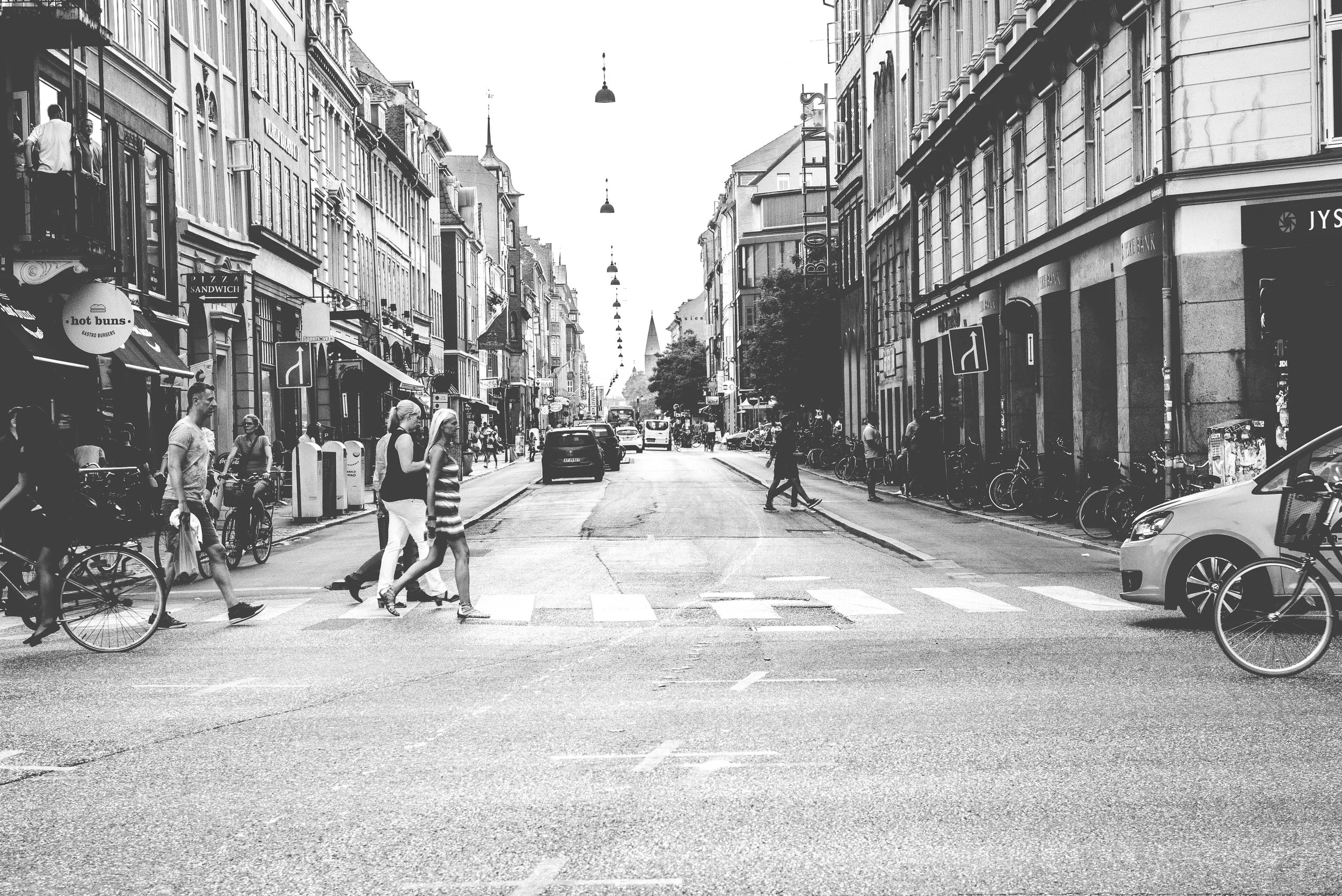 Copenhagen.FineArt.Crossing.SandraLeitch.JPG