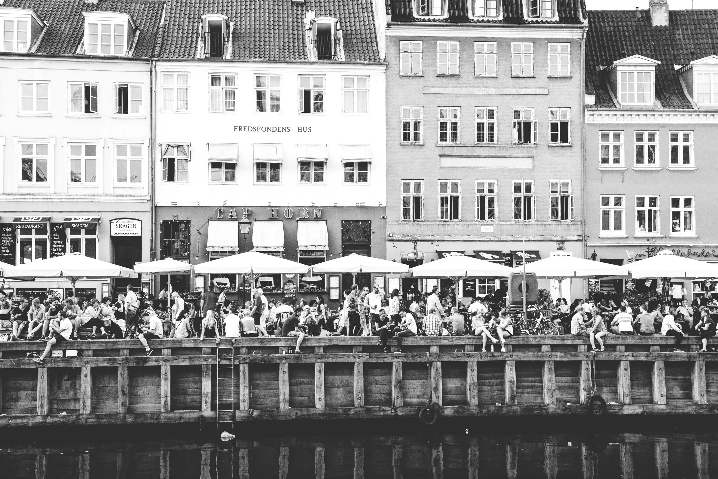 Copenhagen.FineArt.HappyHour.Sandra.Leitch.JPG