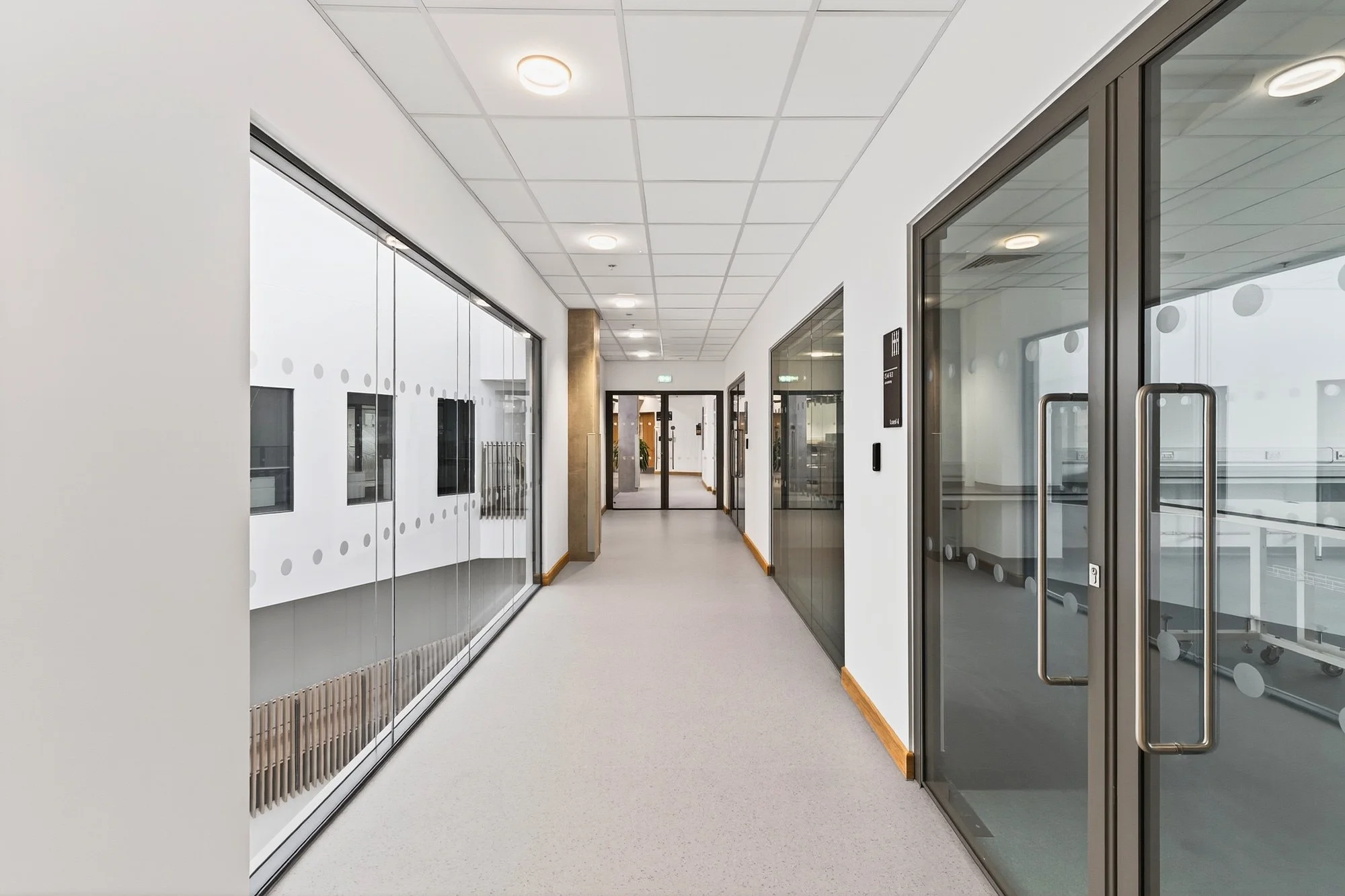architectural-photography-huddersfield-university-health-business-innovation-centre00006.jpg