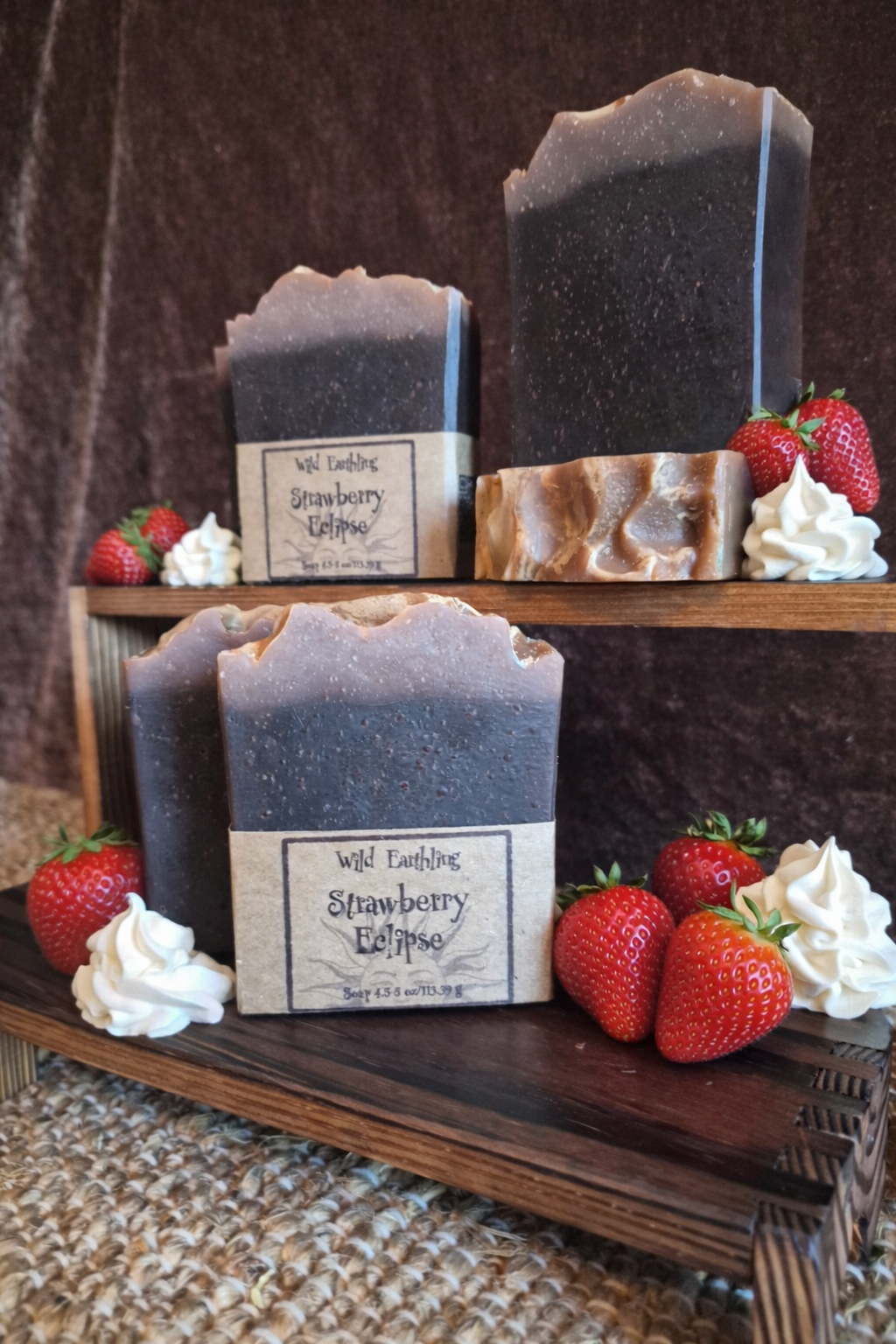 Strawberry AI cream side.png