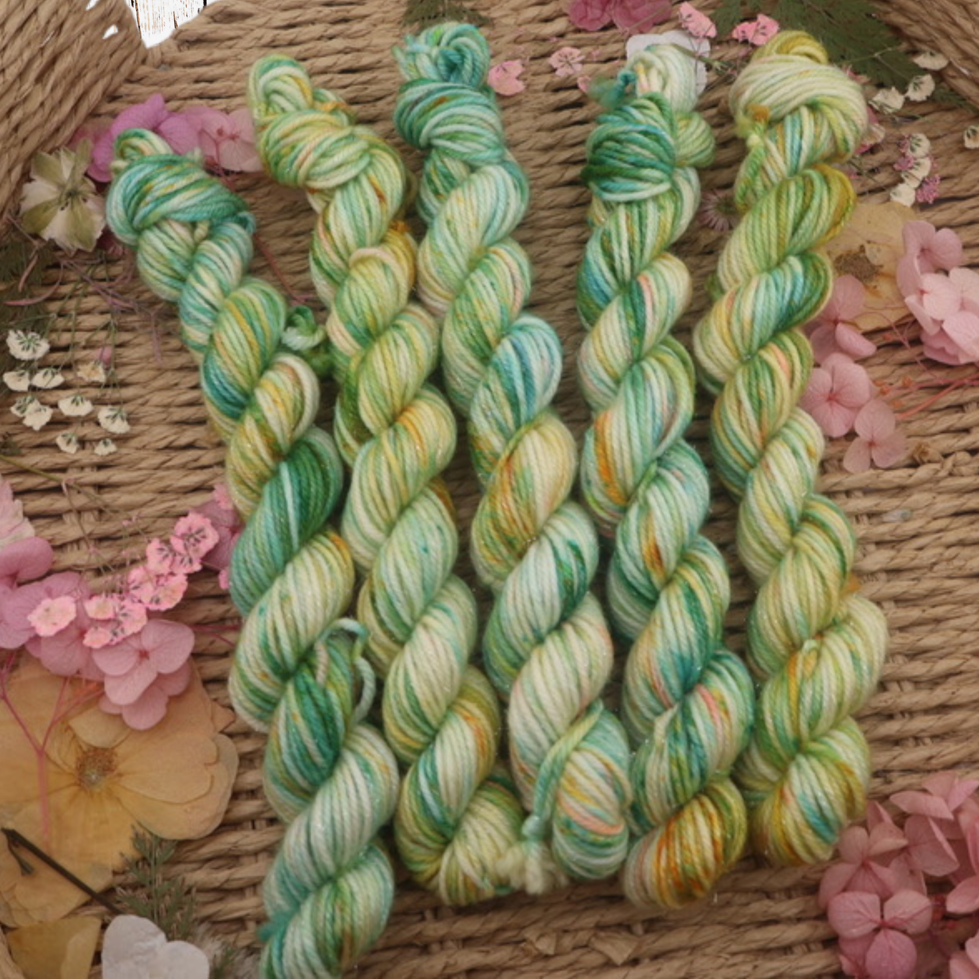 Whisper of Spring Sparkle Mini