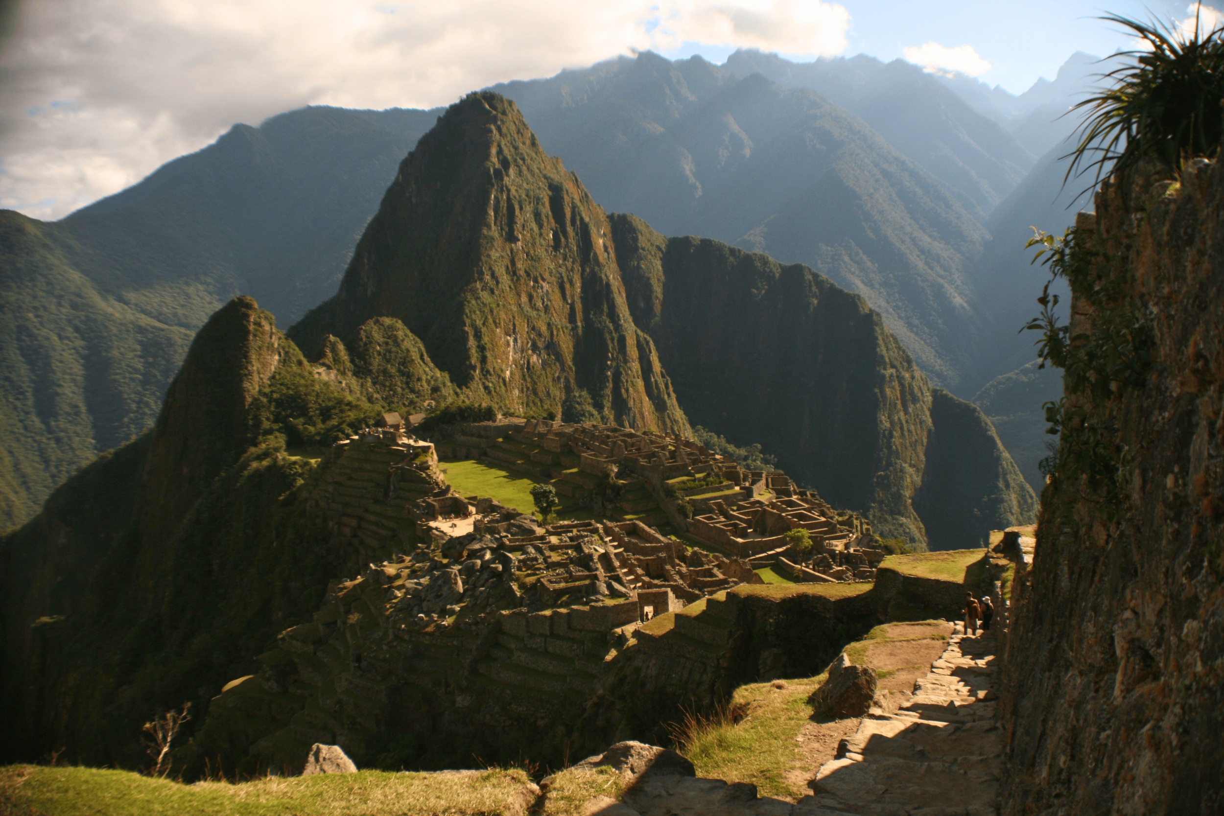 5 Machu Picchu Homepage Header.png