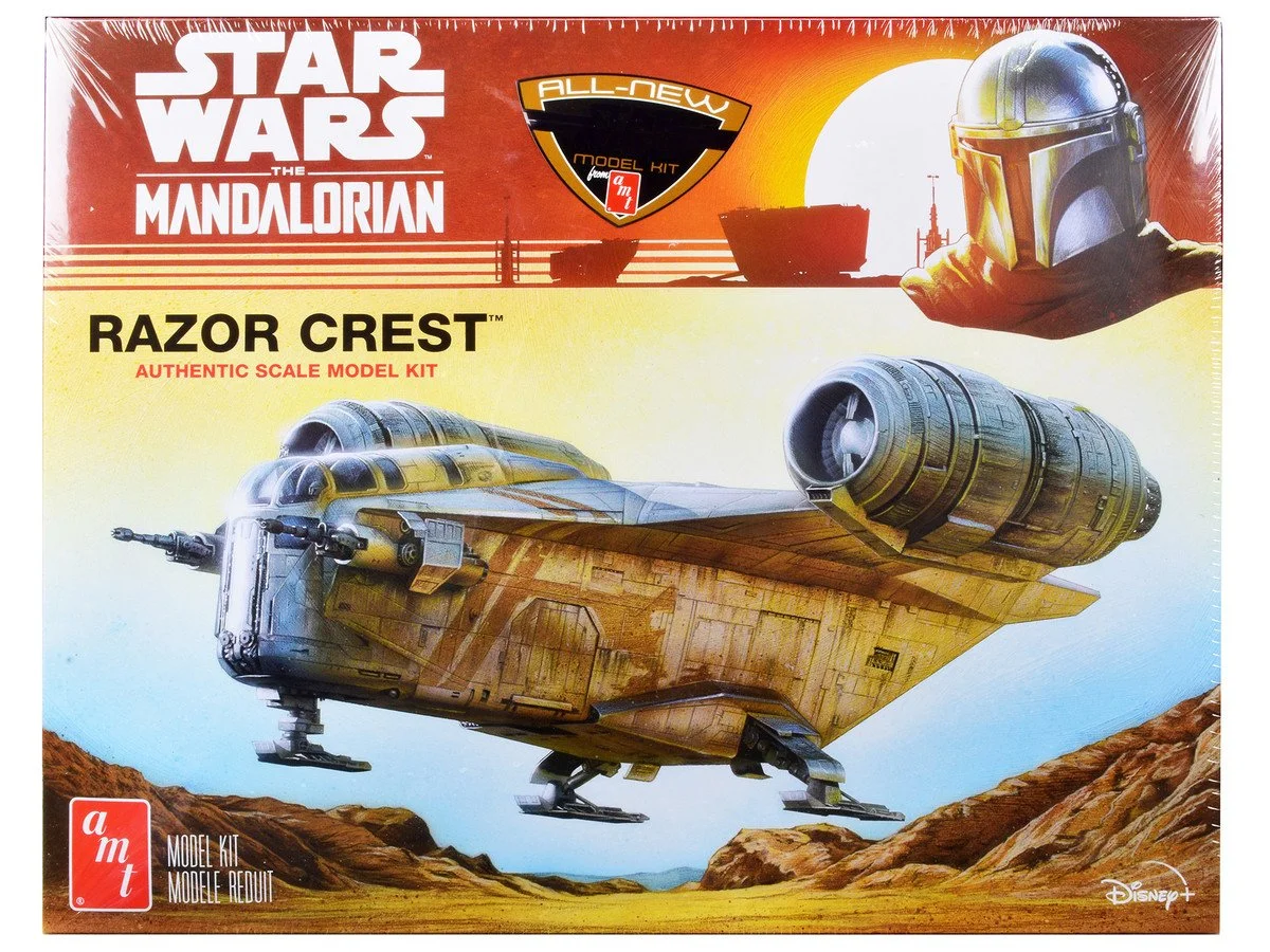 Skill 2 Model Kit Razor Crest Spaceship 