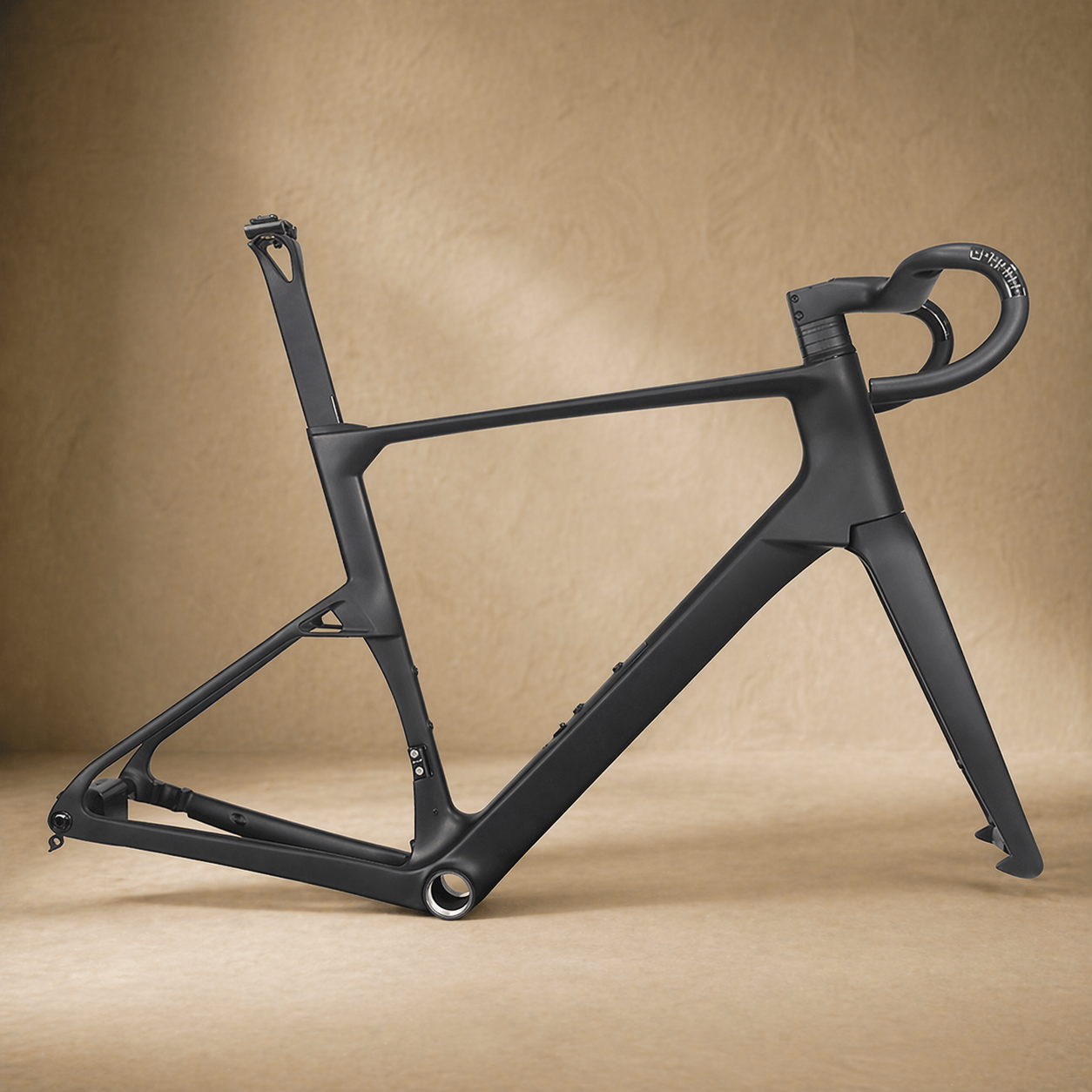 kom-viper-aero-carbon-road-bike-frame-disc.png