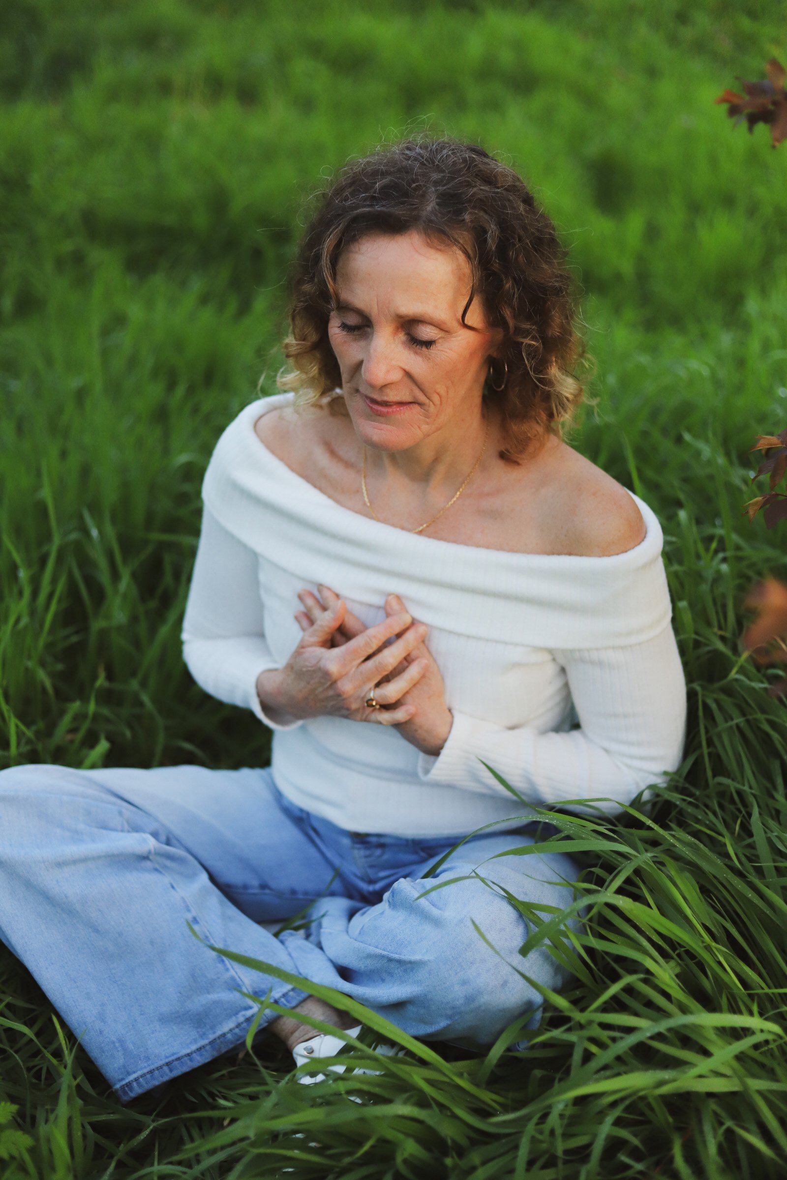 Roseline Gauchet accompagnement holistique, guérison énergétique, coach de vie, libération émotionnelle, transformation personnelle, douleur physique et émotionnelle, apaisement, clarifiaction, stress, anxiété