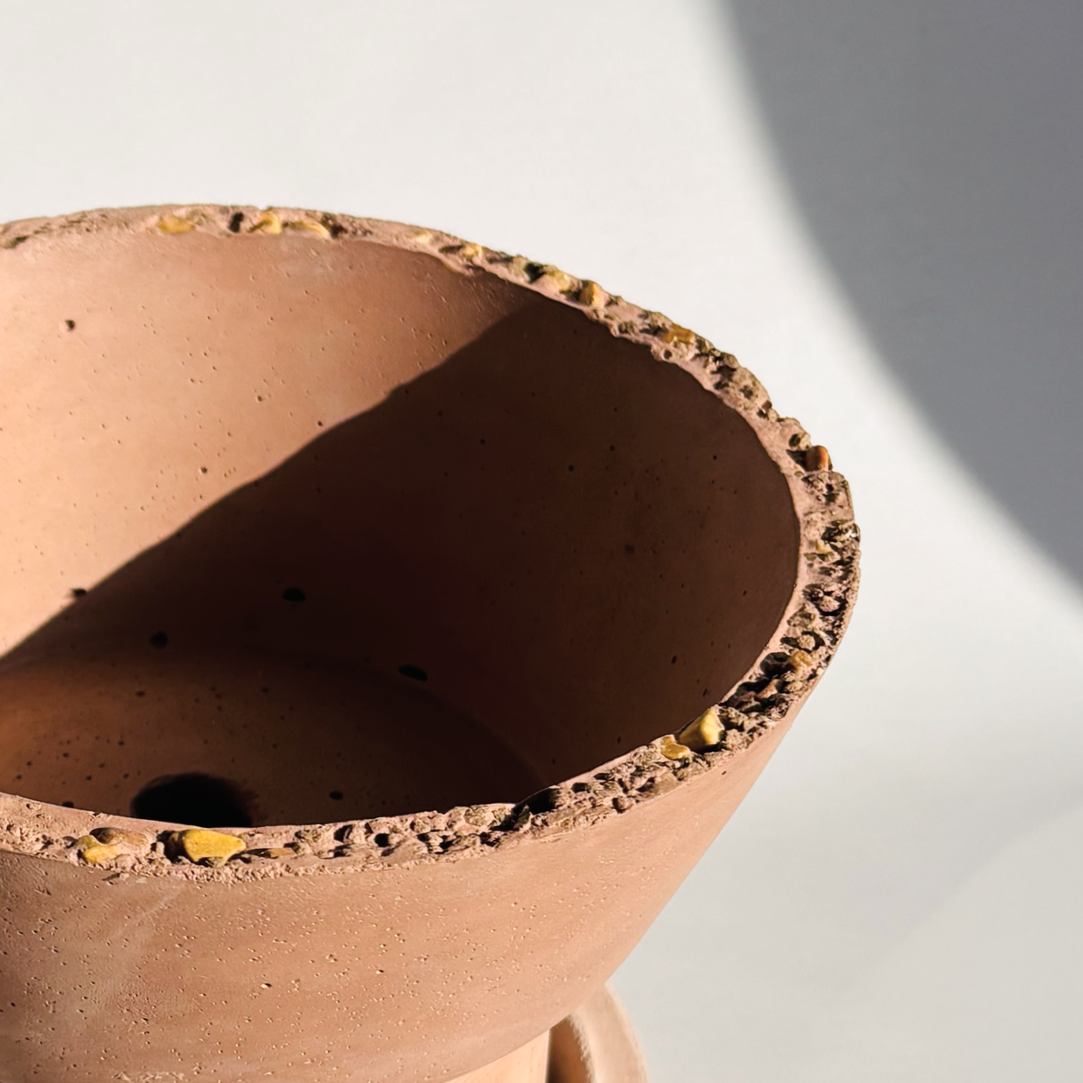 Medium%2BTerracotta%2BToned%2BConcrete%2BSucculent%2BPlanter%2Bplain.png