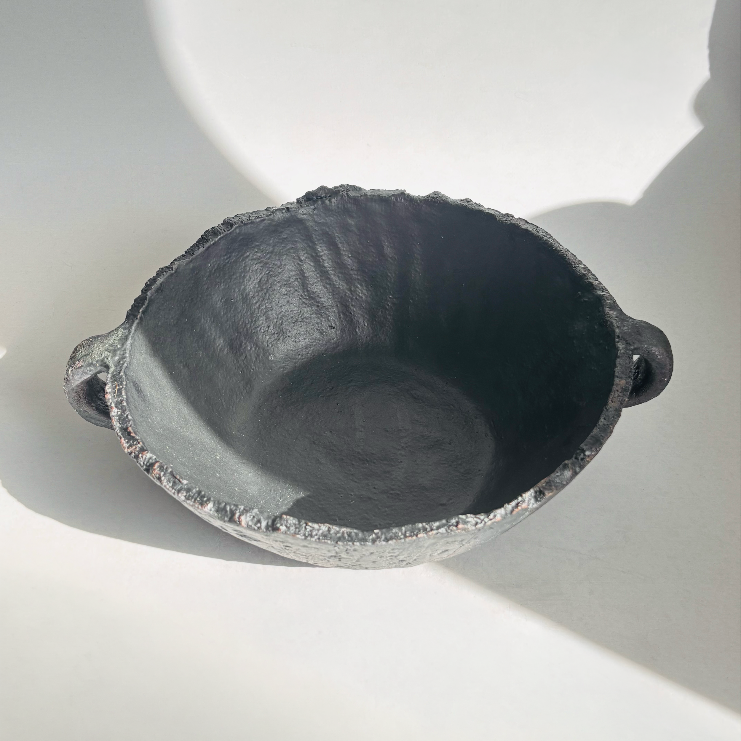 Brasa Vase Top view.png