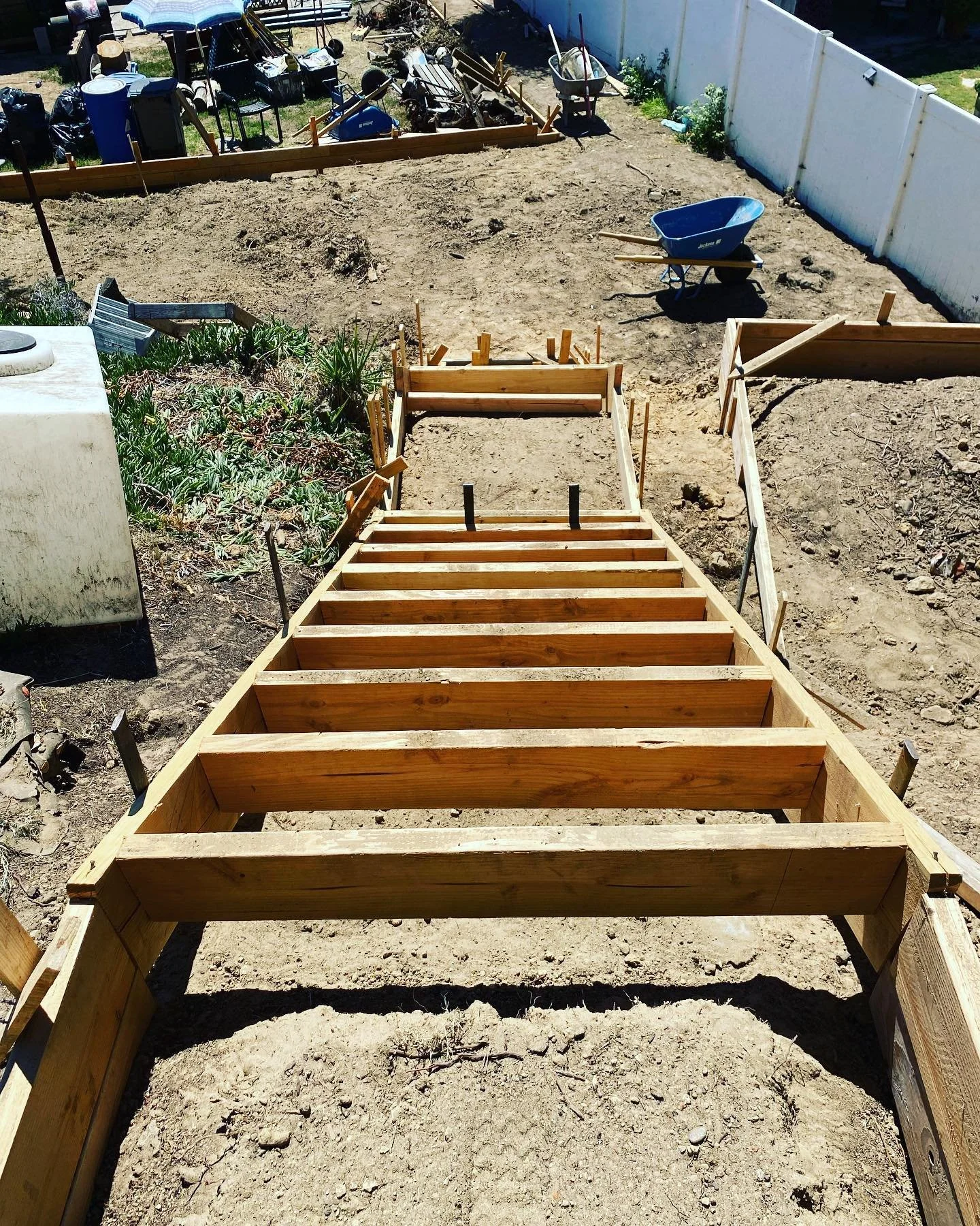 Climbing your way to the top can be challenging, just like trying to climb this stairway form! 
Contact us today for a consultation! 📞🔧
#ConcreteMasters #ConstructionPros #BuildingDreams"
