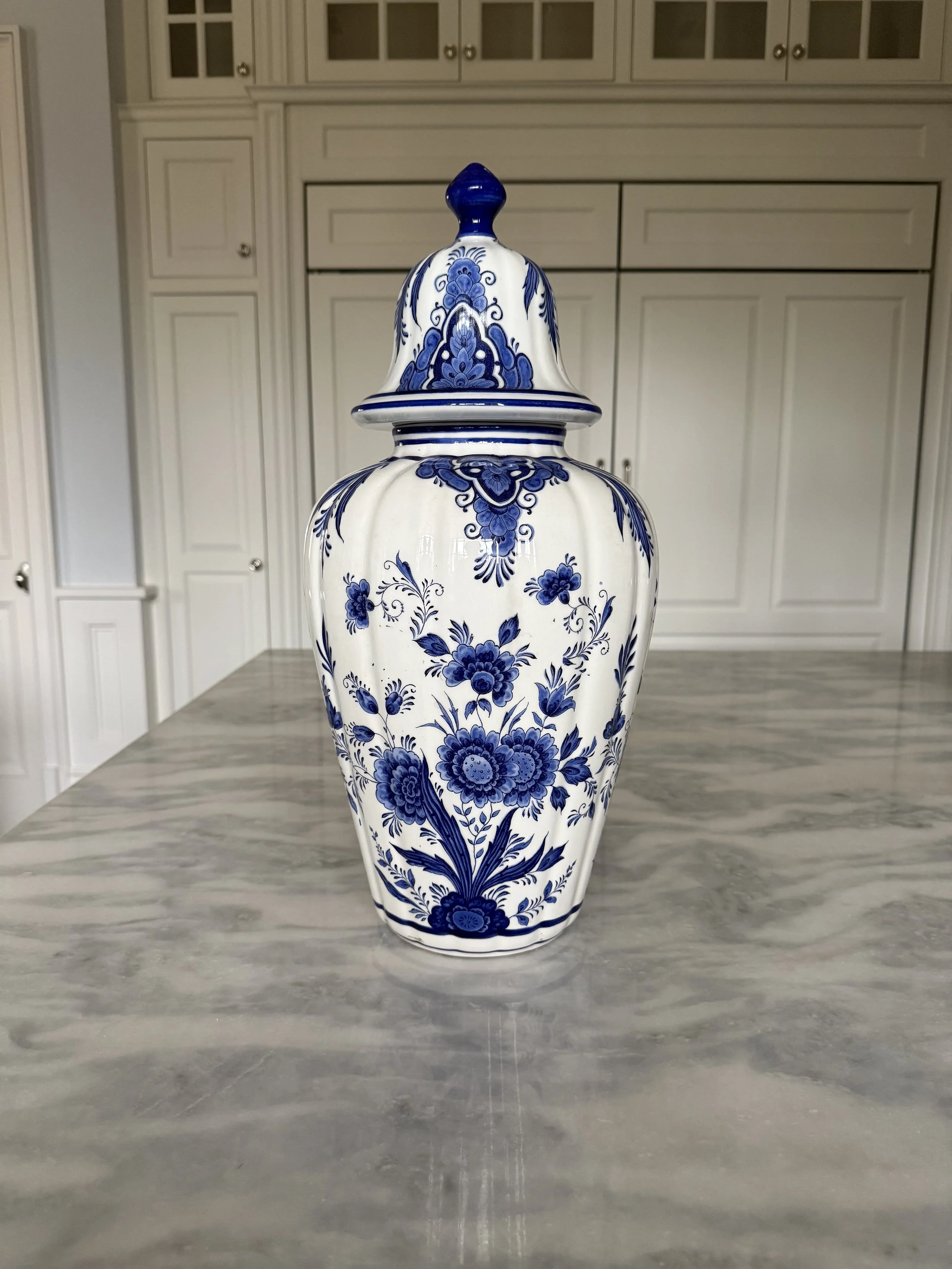 Delft Urn with Lid