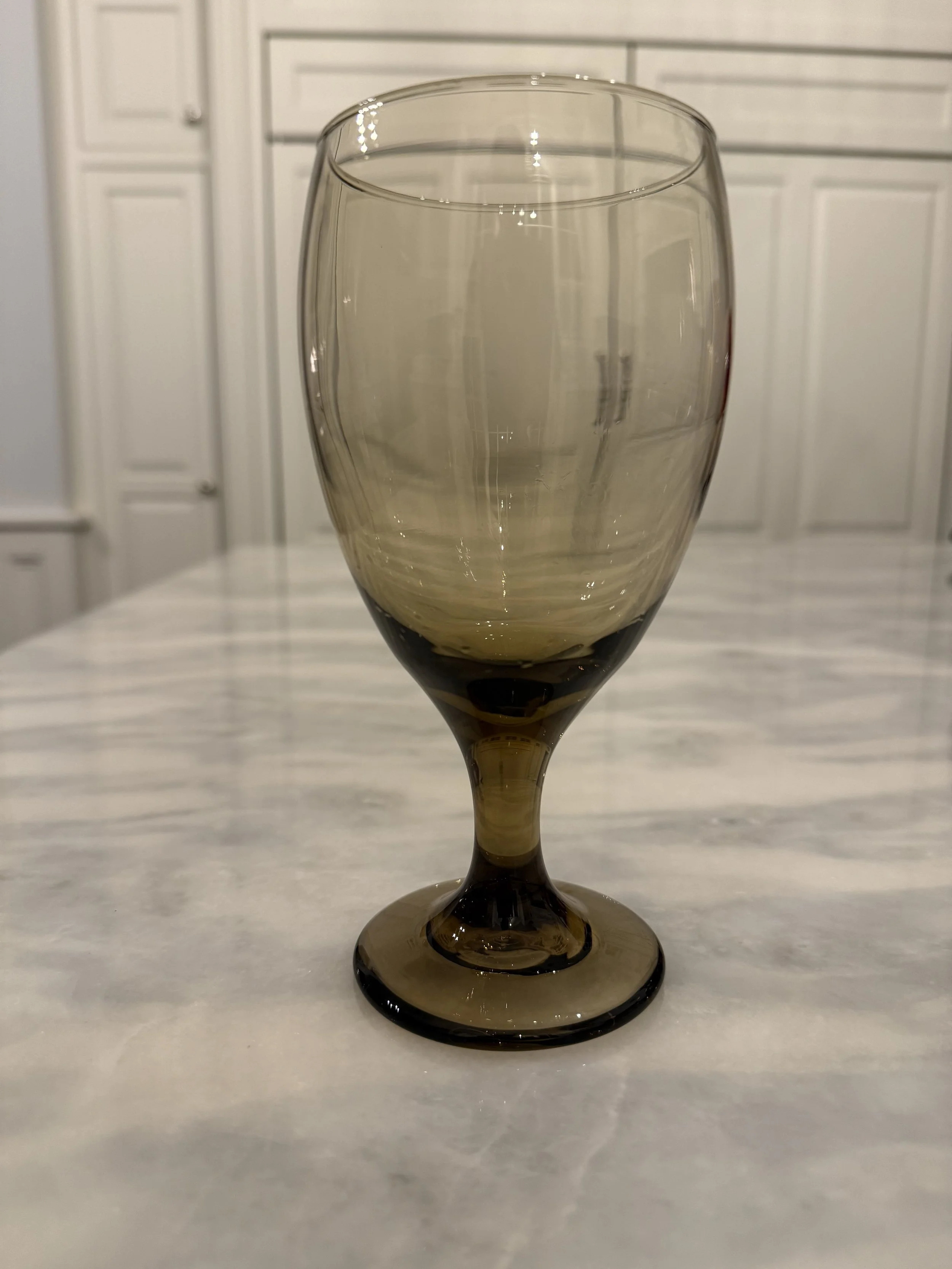 Set of 20 Libbey Classic Goblet Glass - Classic Mocha Color - 16 oz