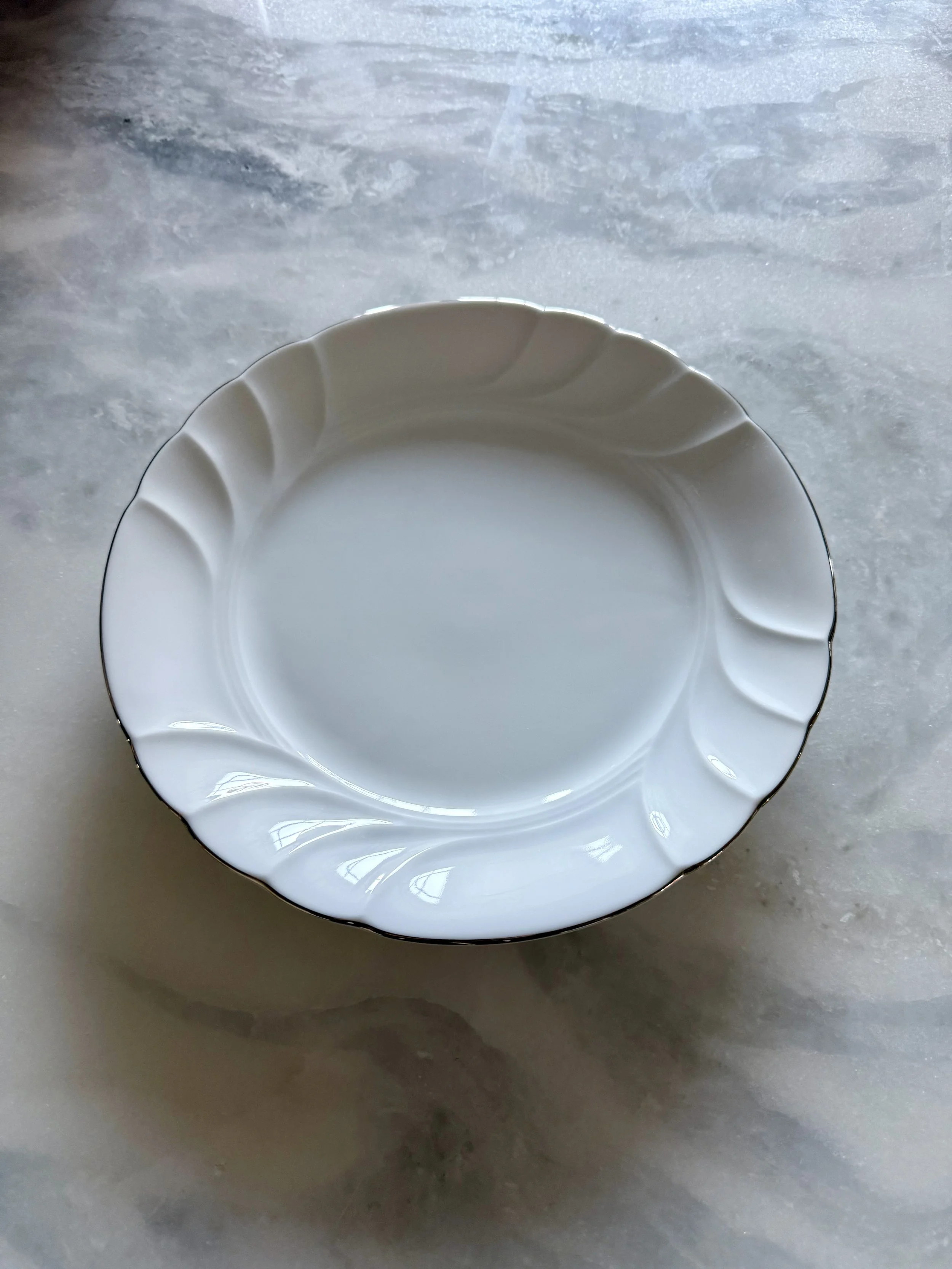 Set of 80 Mikasa "Wedding Band" Platinum Fine China Dinner Plates