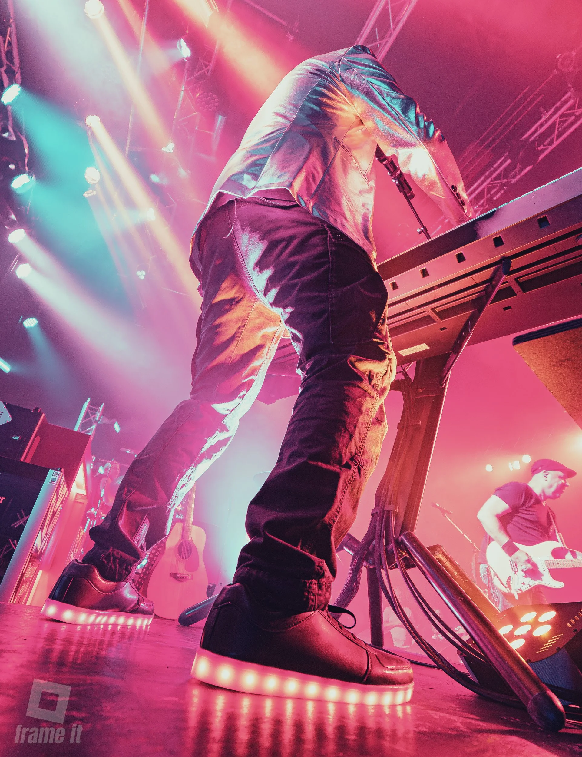 Konzertfoto von Sheriff am Keyboard - Mitglied der Band Wiener Wahnsinn live im Wiener Orpheum